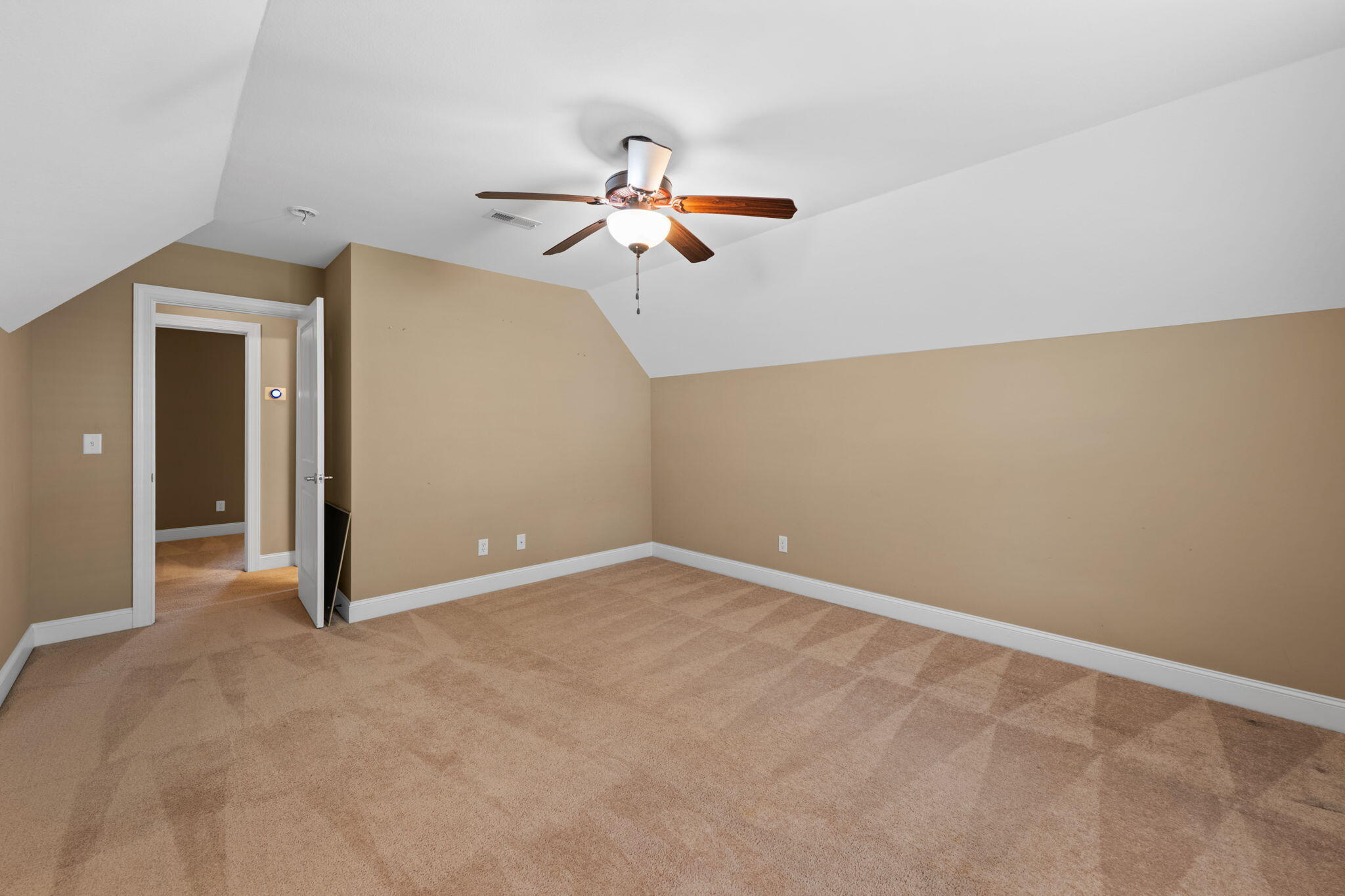 1550 Courtland Drive