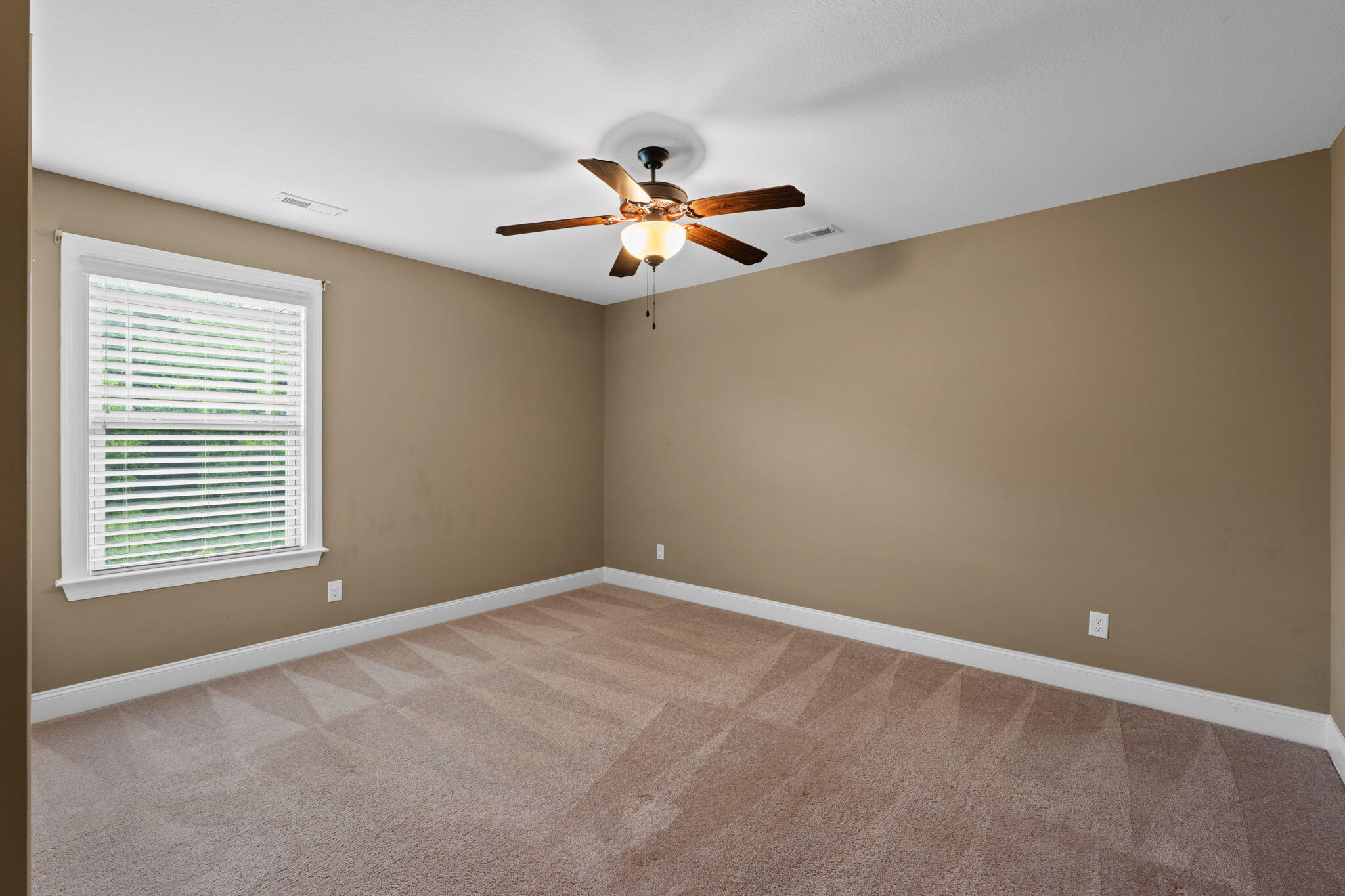 1550 Courtland Drive
