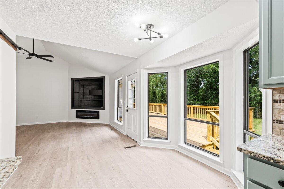 6914 Spinmaker Cove