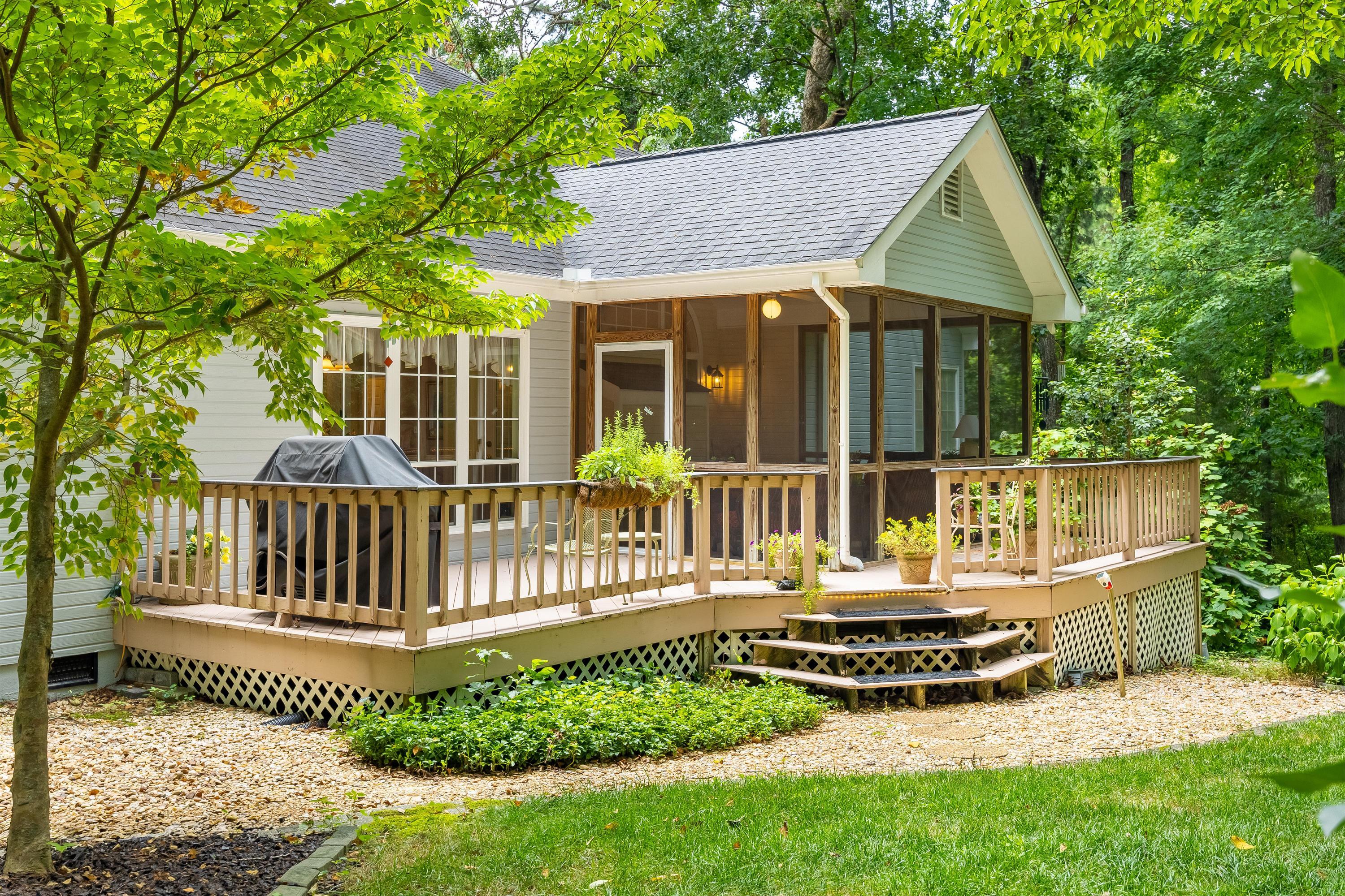 1503 Woodway Drive