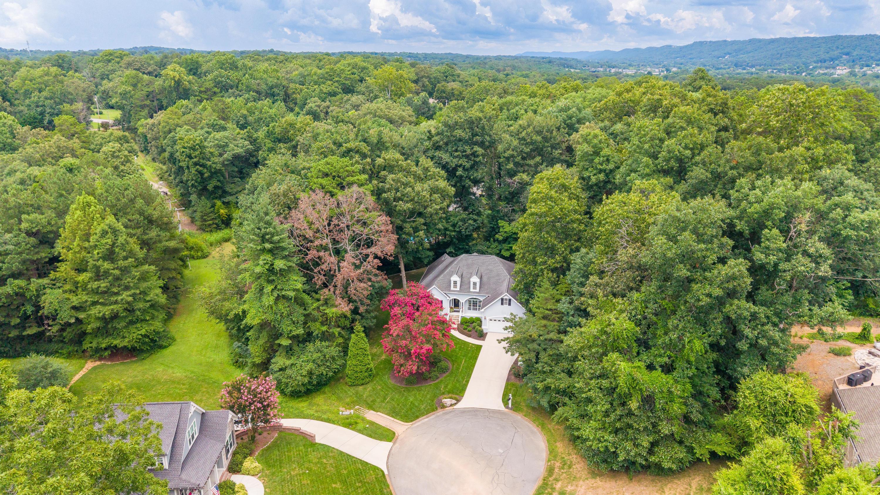 1503 Woodway Drive