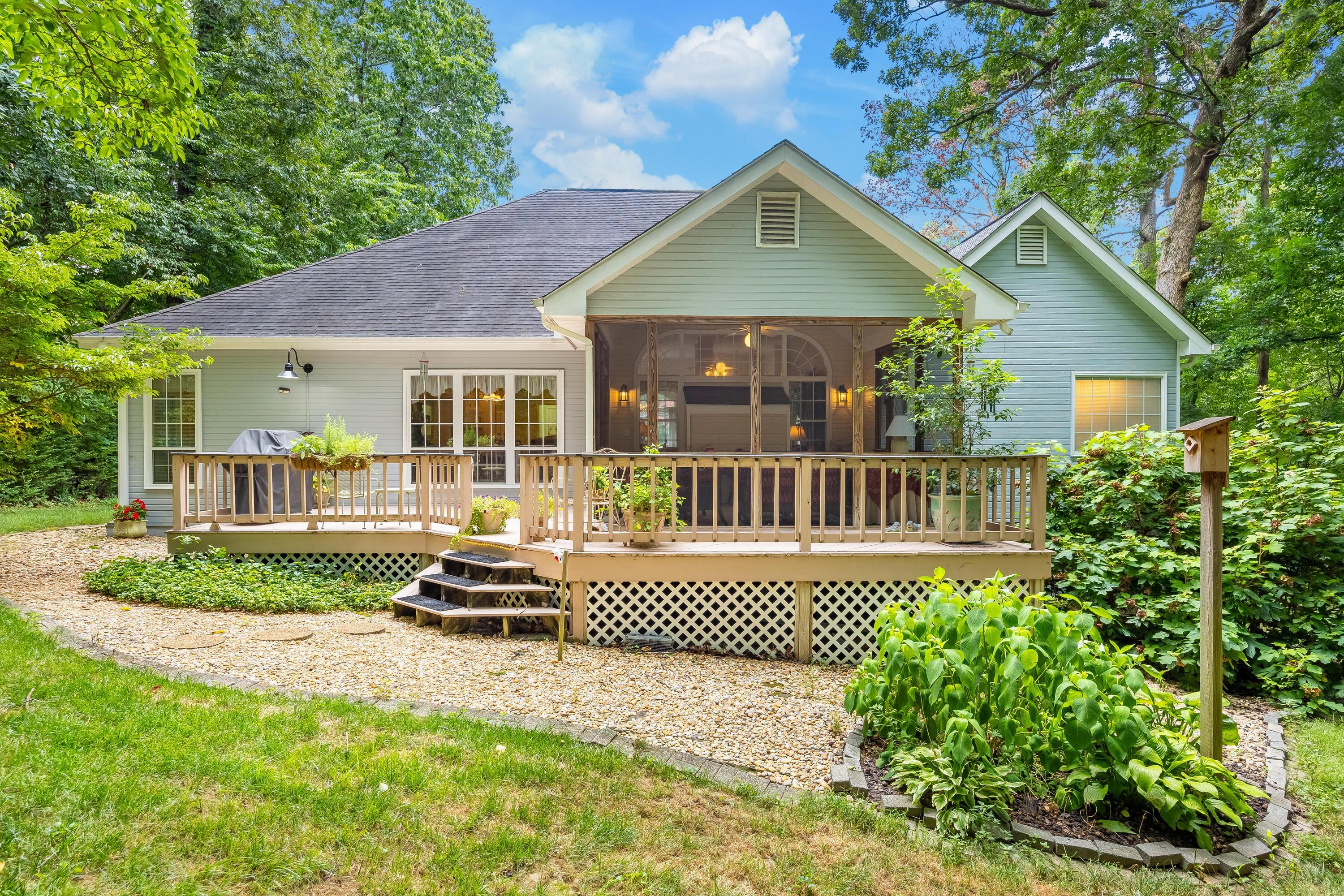 1503 Woodway Drive