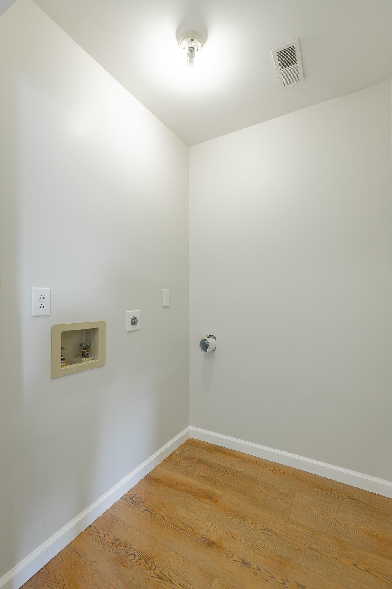 2115 Delano Drive