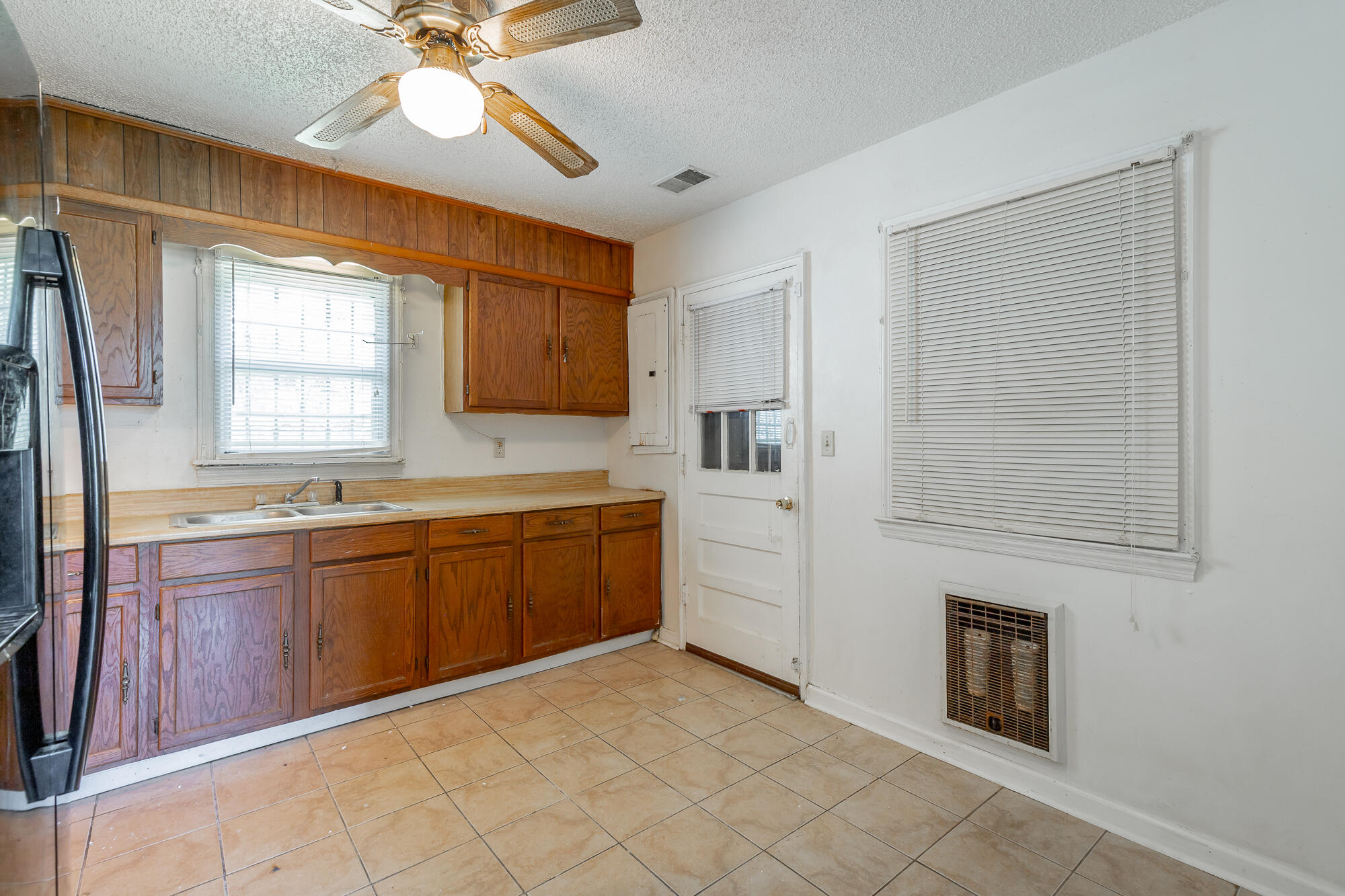 2115 Delano Drive