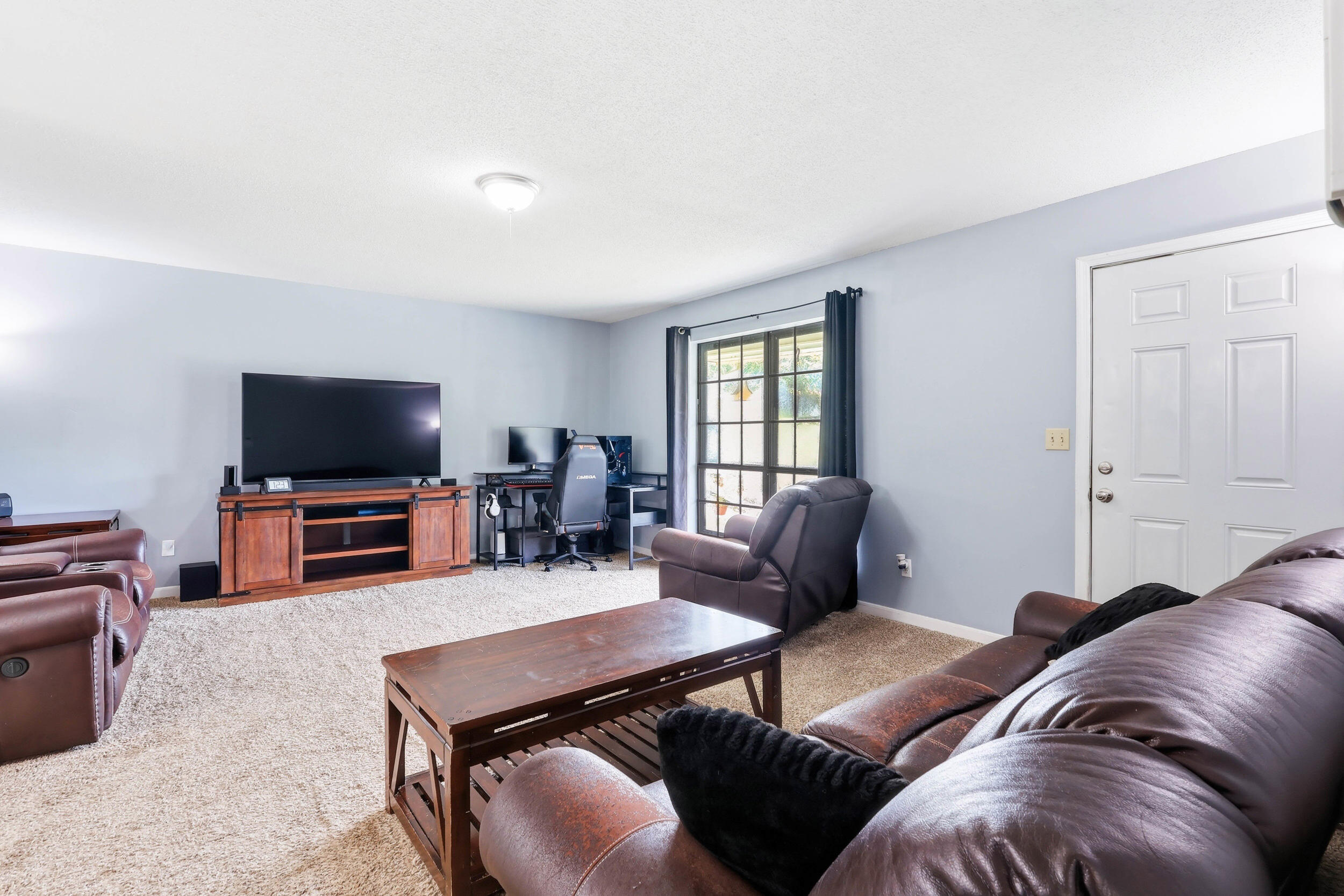 9008 Birchwood Pike