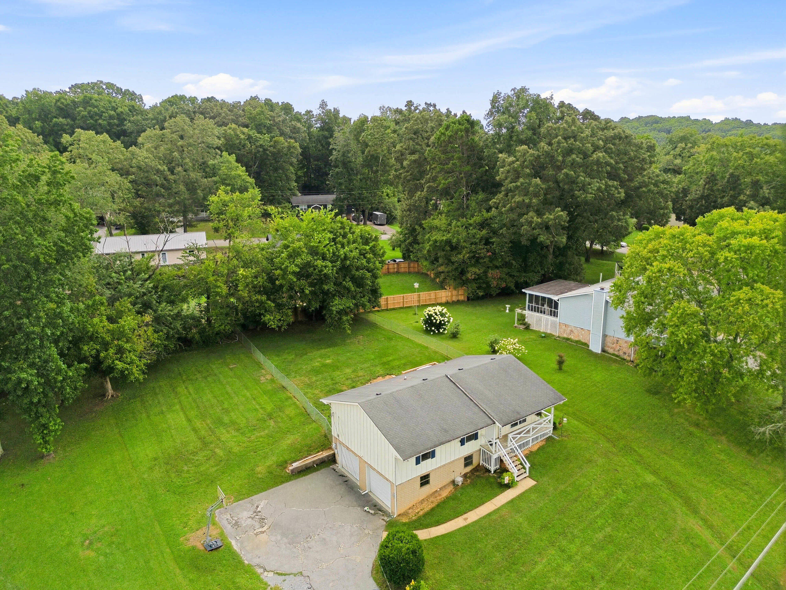 9008 Birchwood Pike