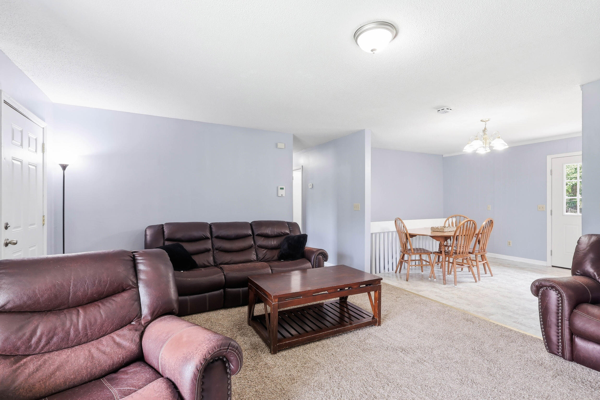 9008 Birchwood Pike