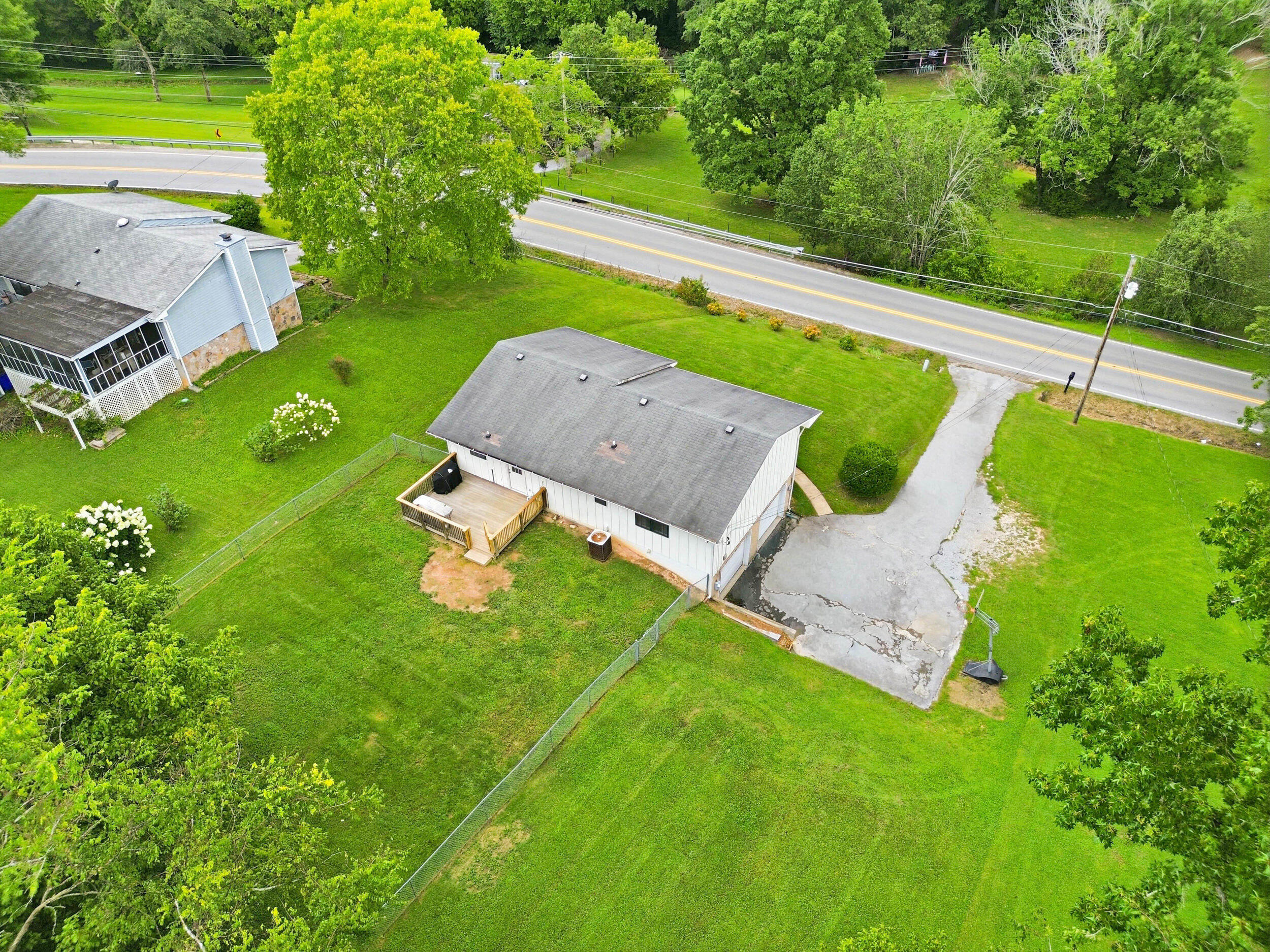 9008 Birchwood Pike
