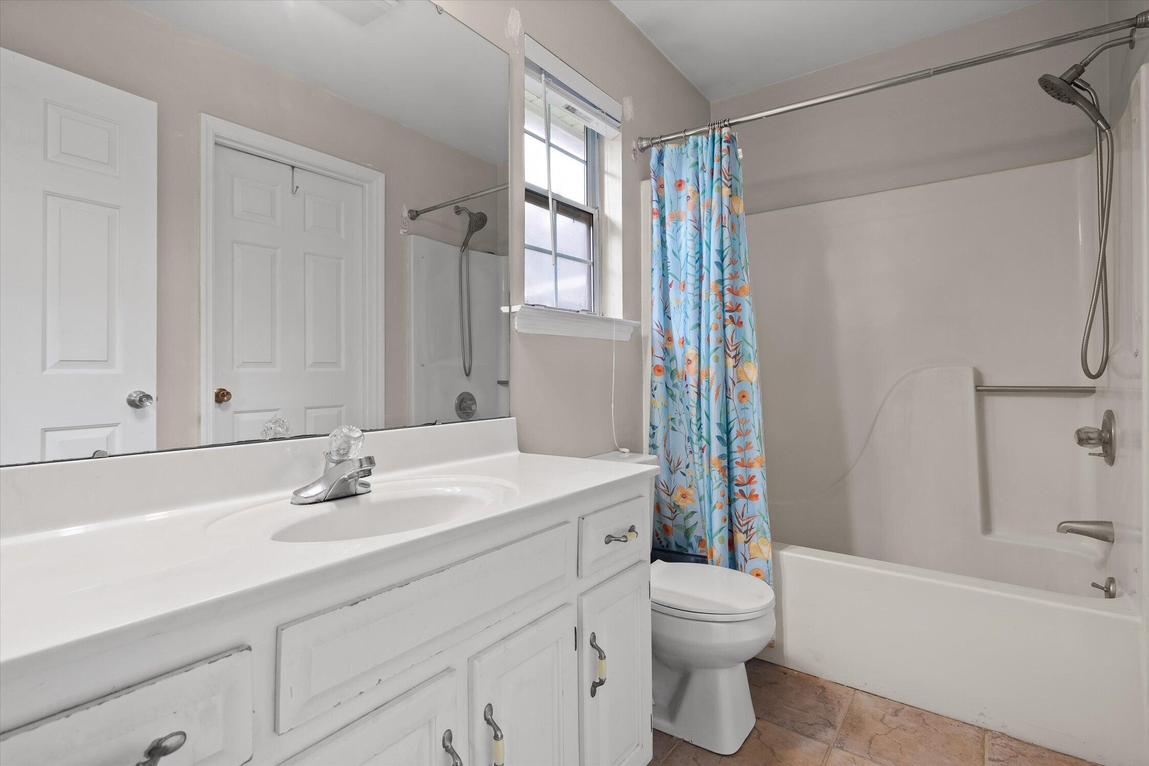 4518 Kings Lake Court