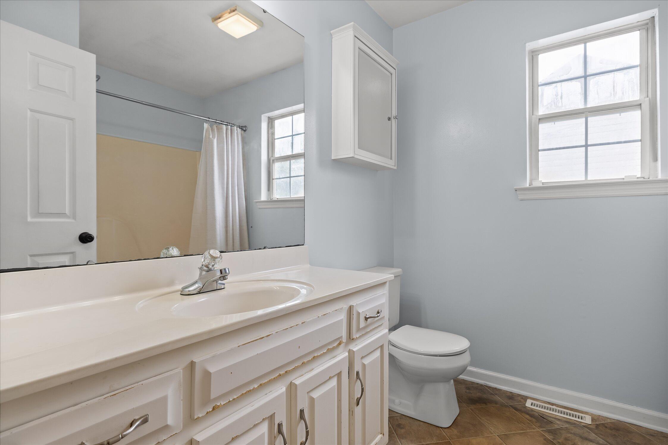 4518 Kings Lake Court