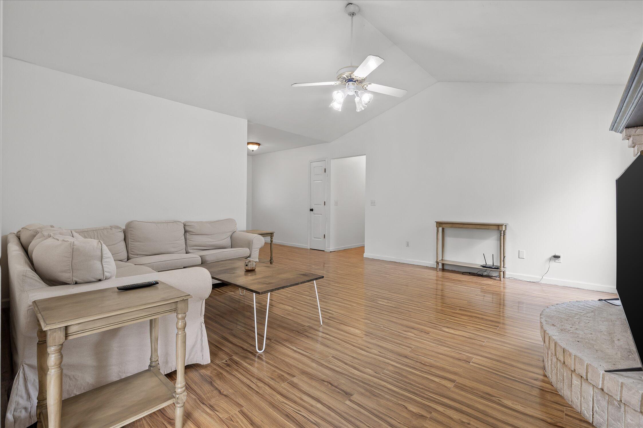 4518 Kings Lake Court
