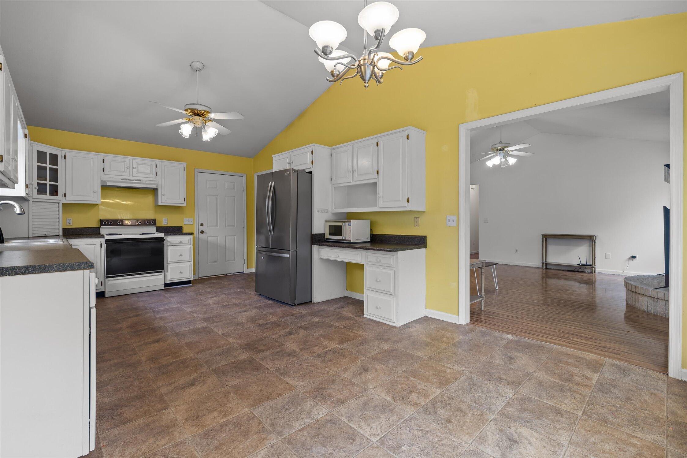 4518 Kings Lake Court