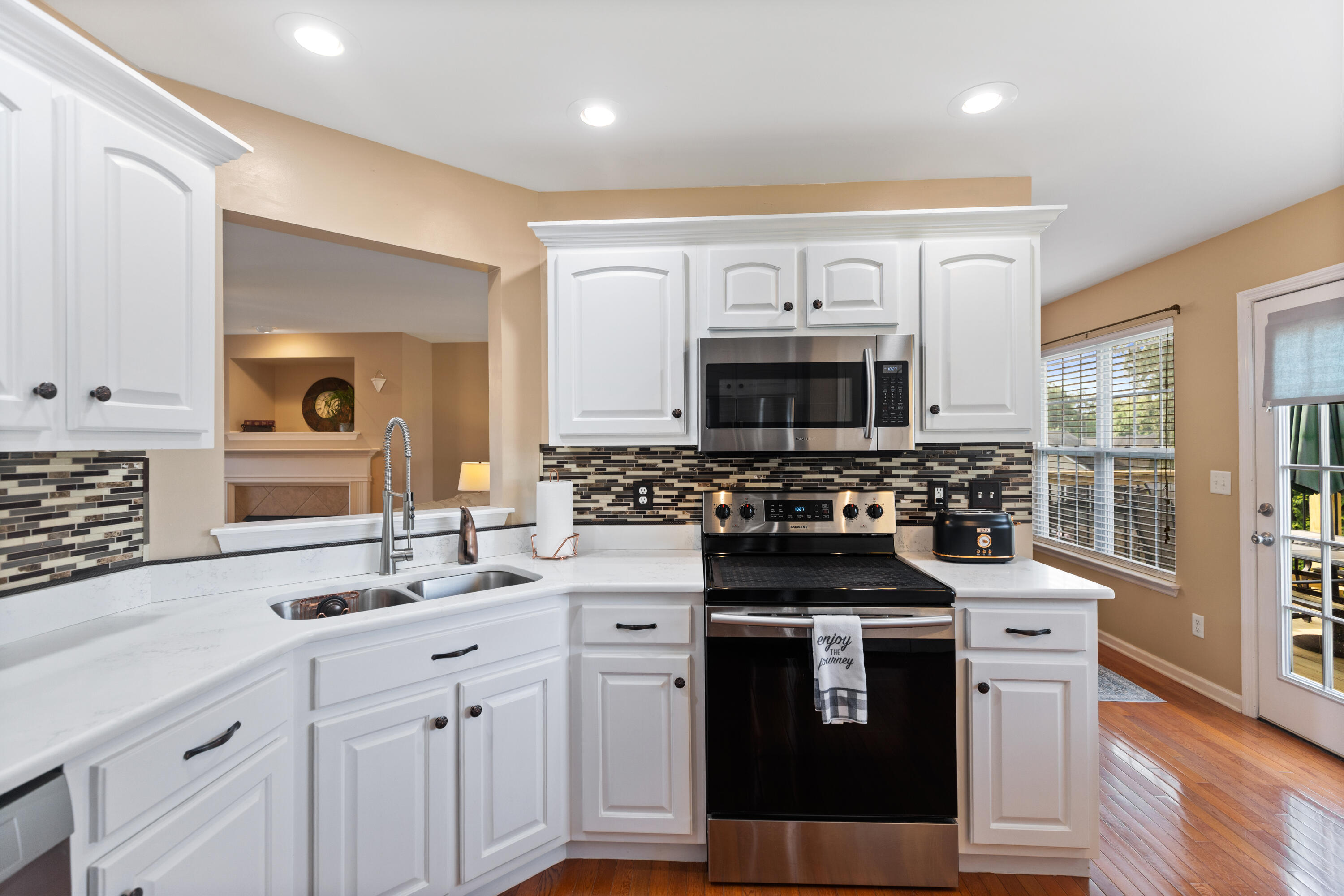 7408 Salmon Lane