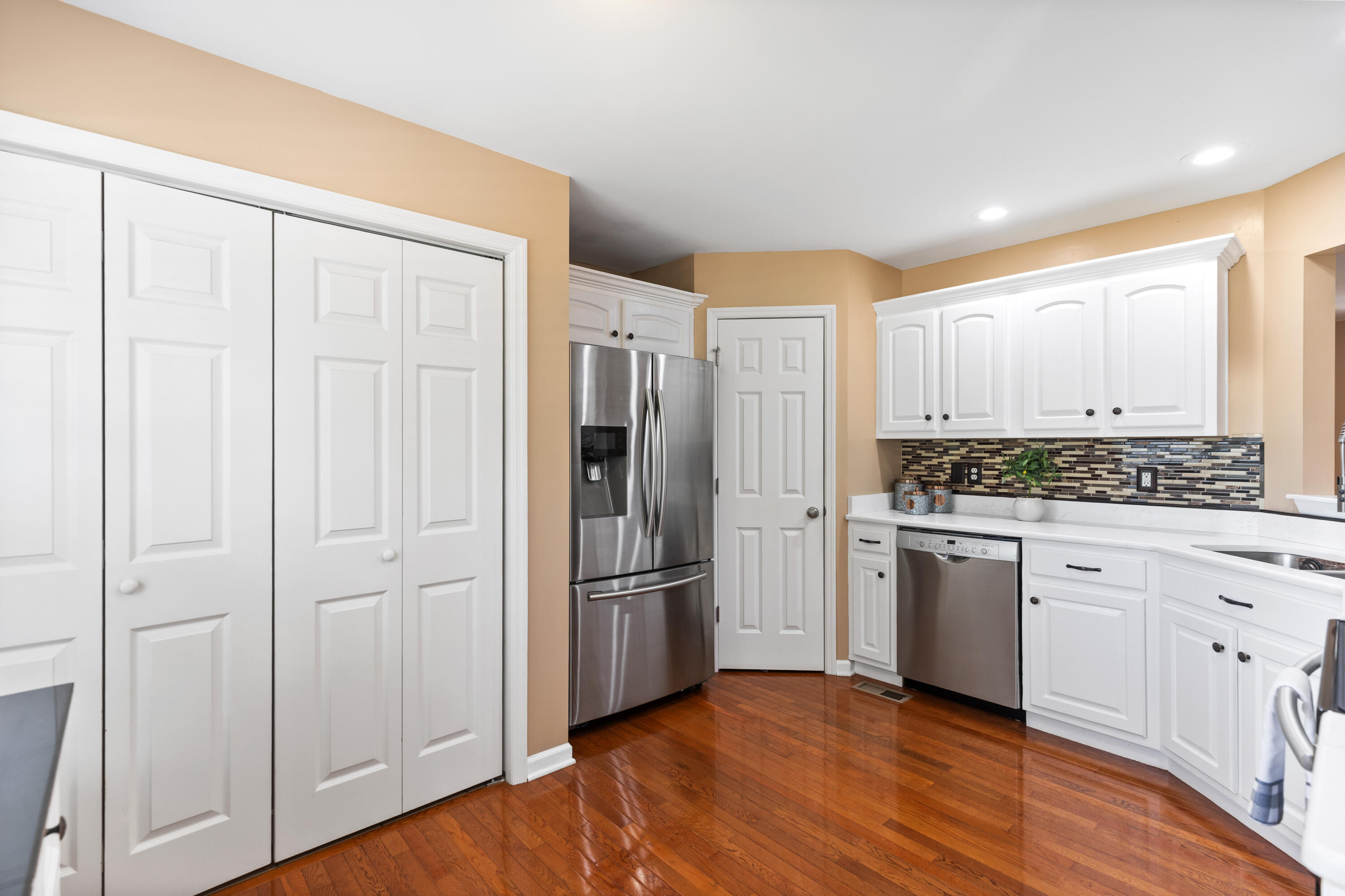 7408 Salmon Lane
