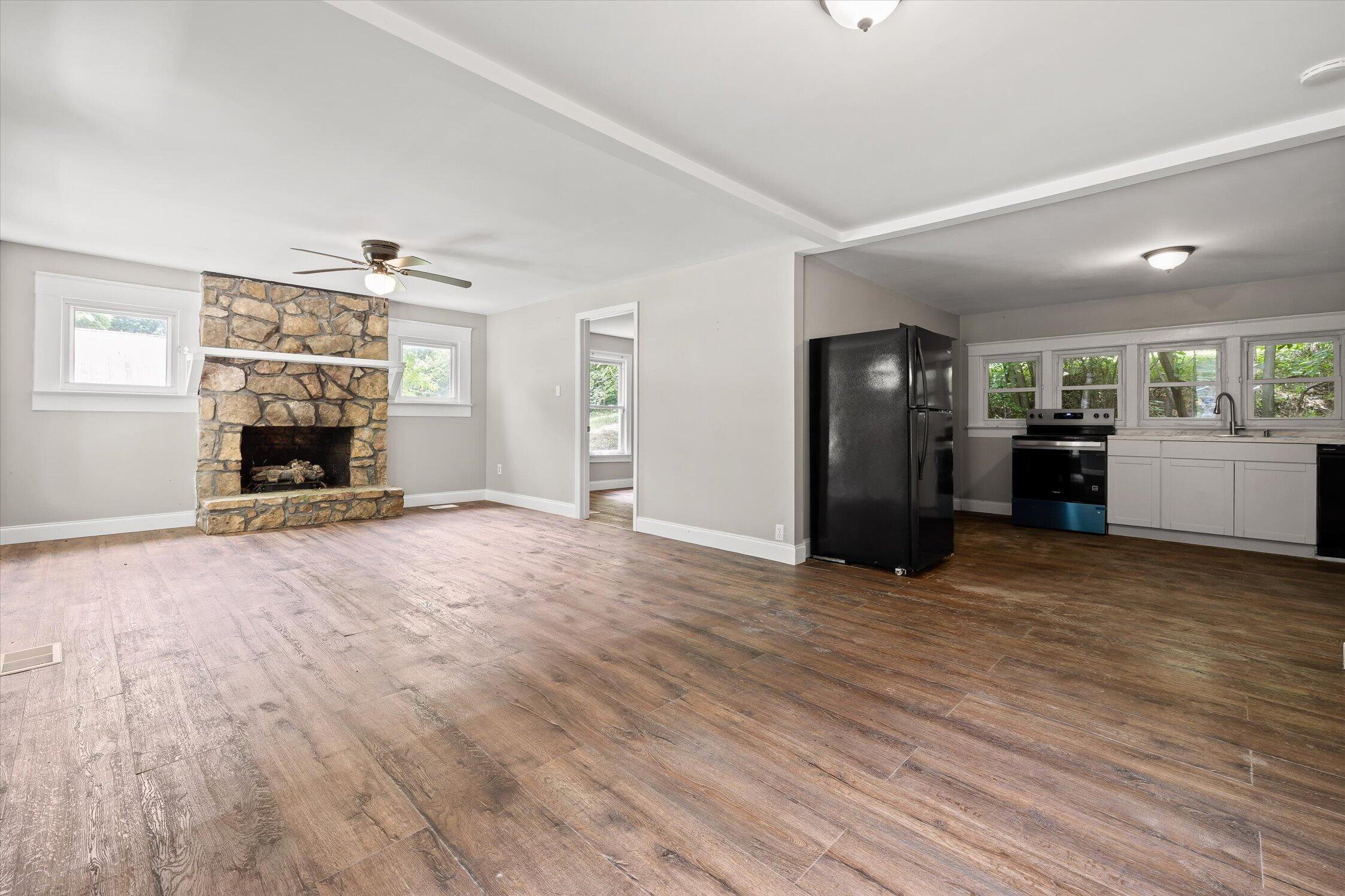 215 Glendale Drive