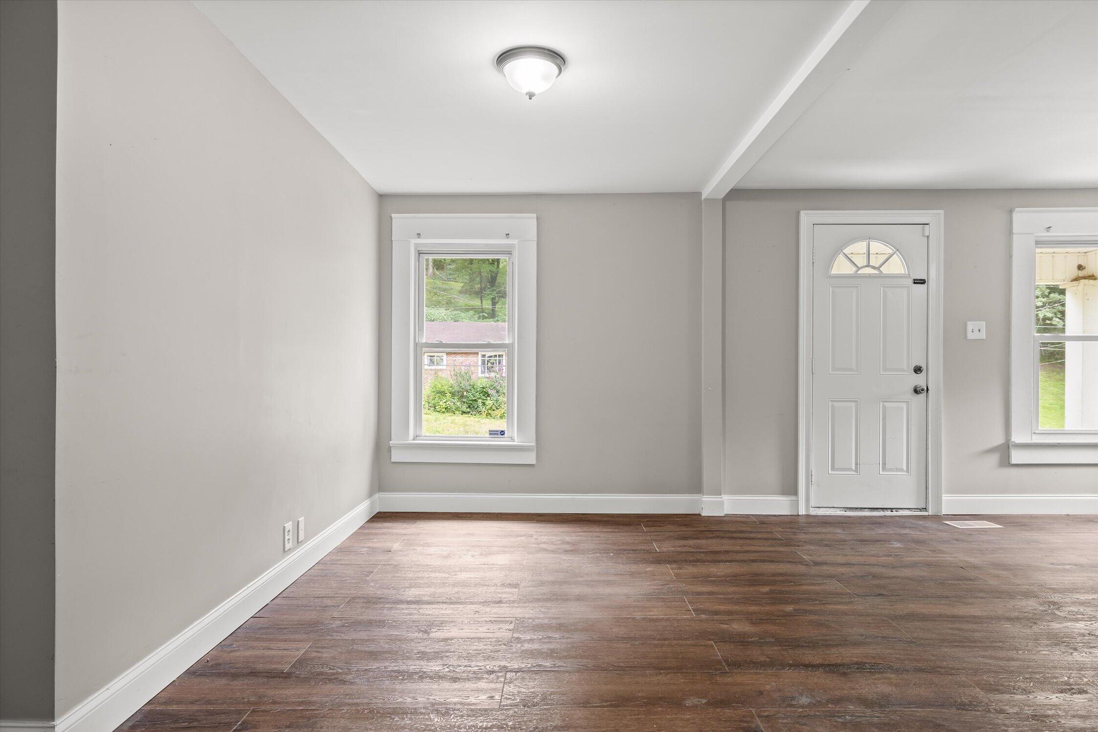 215 Glendale Drive