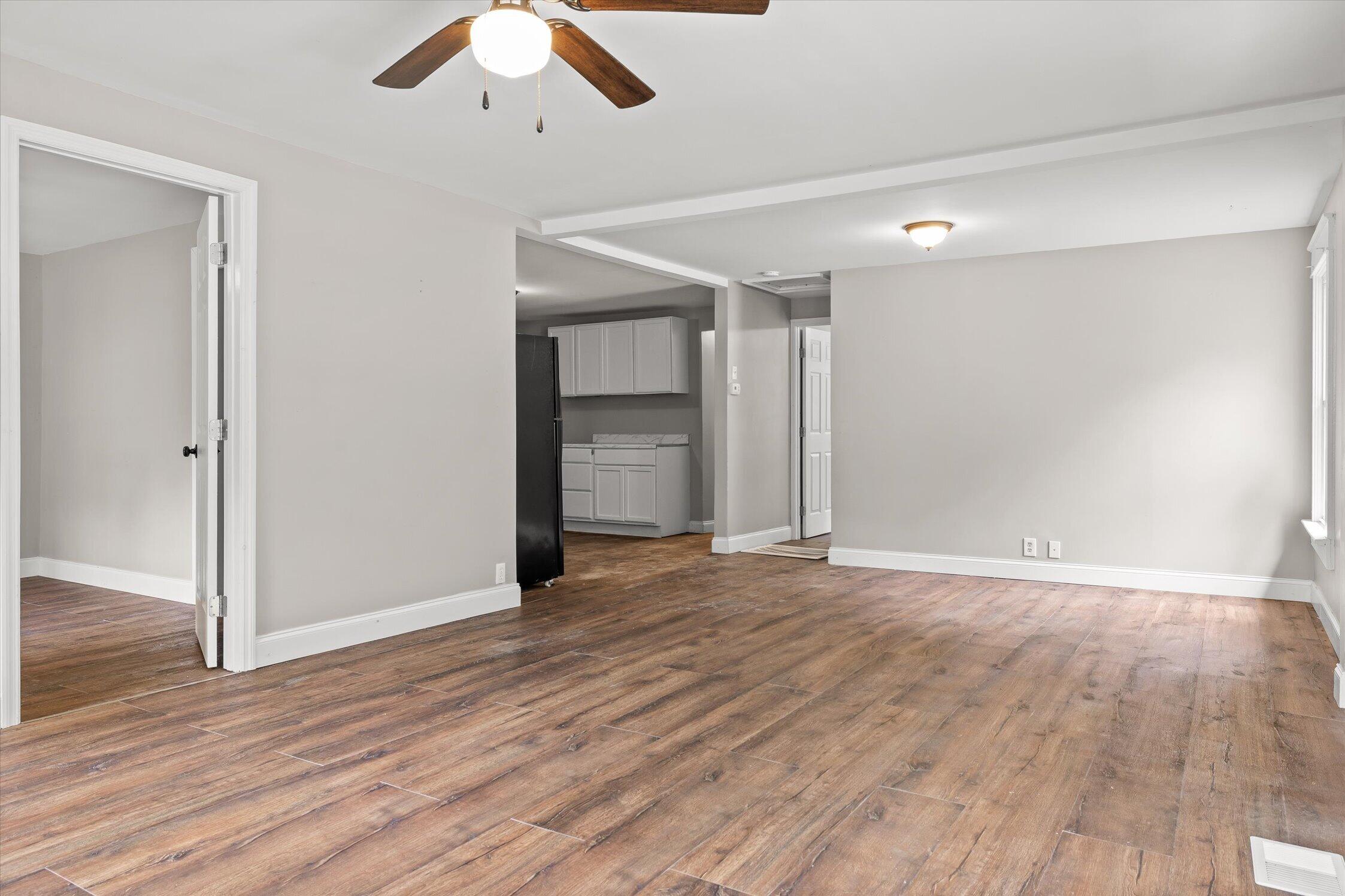 215 Glendale Drive