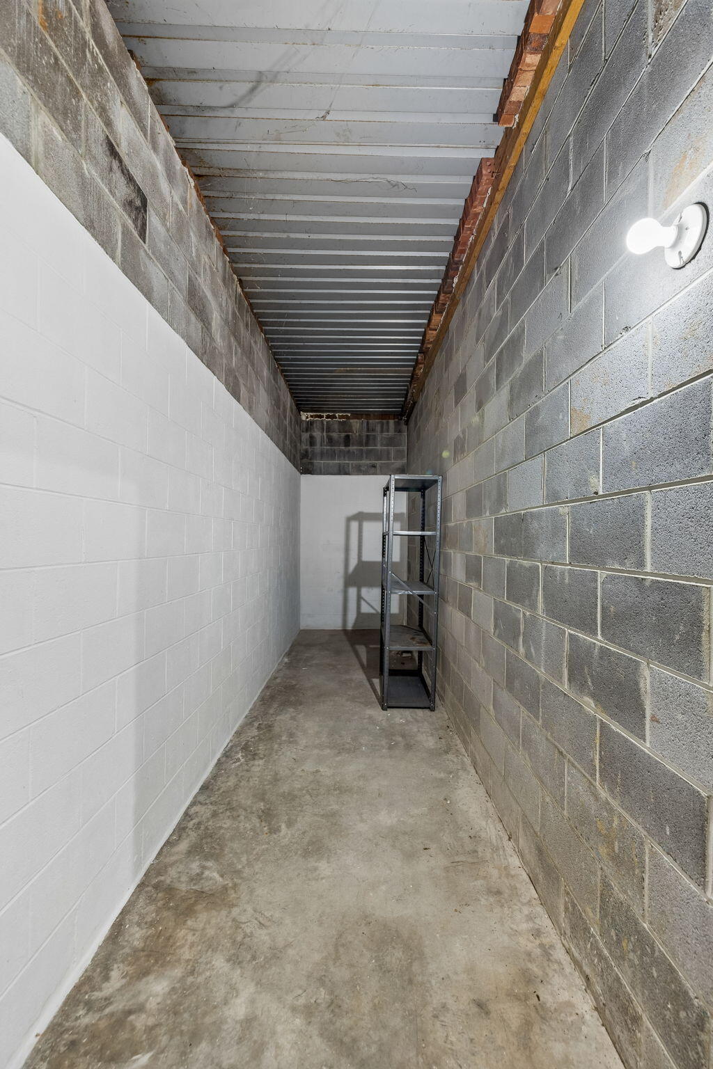 605 Stonebrook Drive