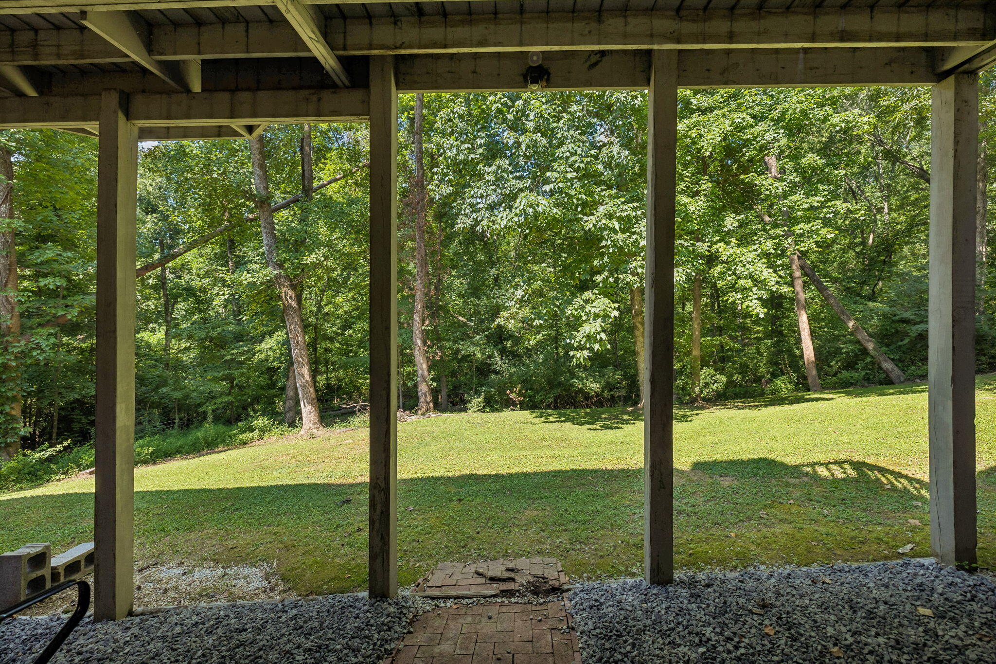 605 Stonebrook Drive