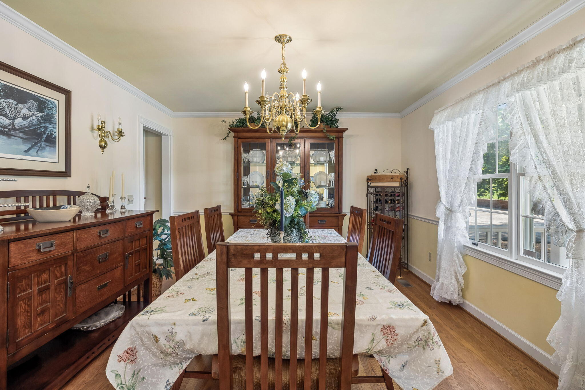 605 Stonebrook Drive