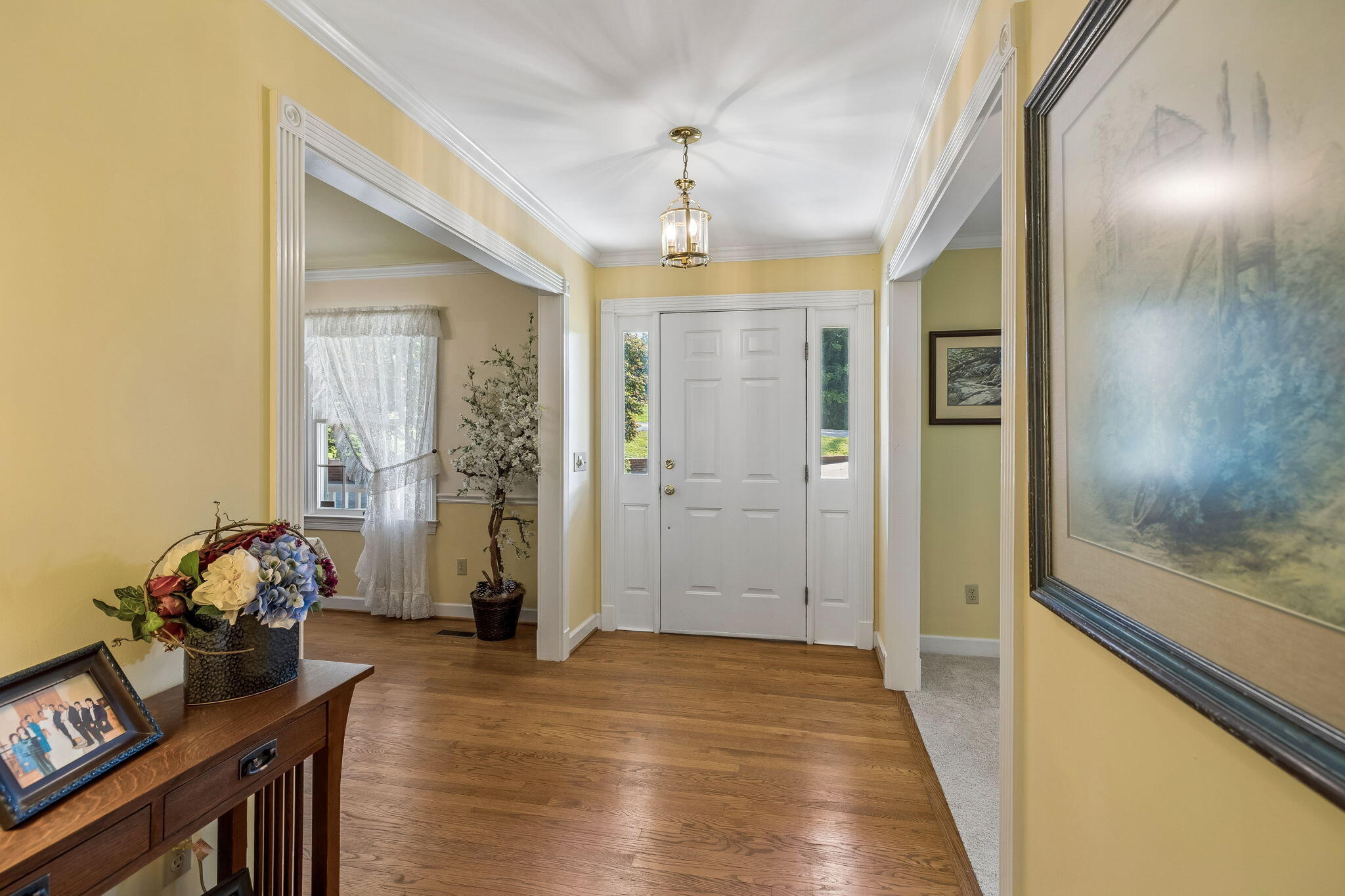 605 Stonebrook Drive
