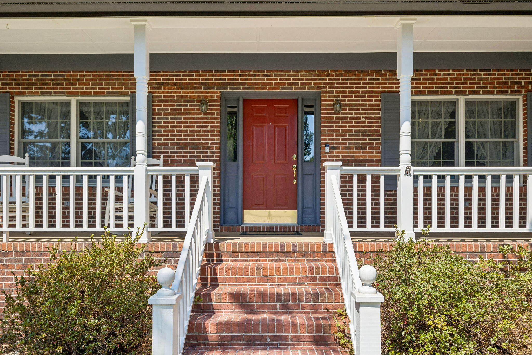 605 Stonebrook Drive