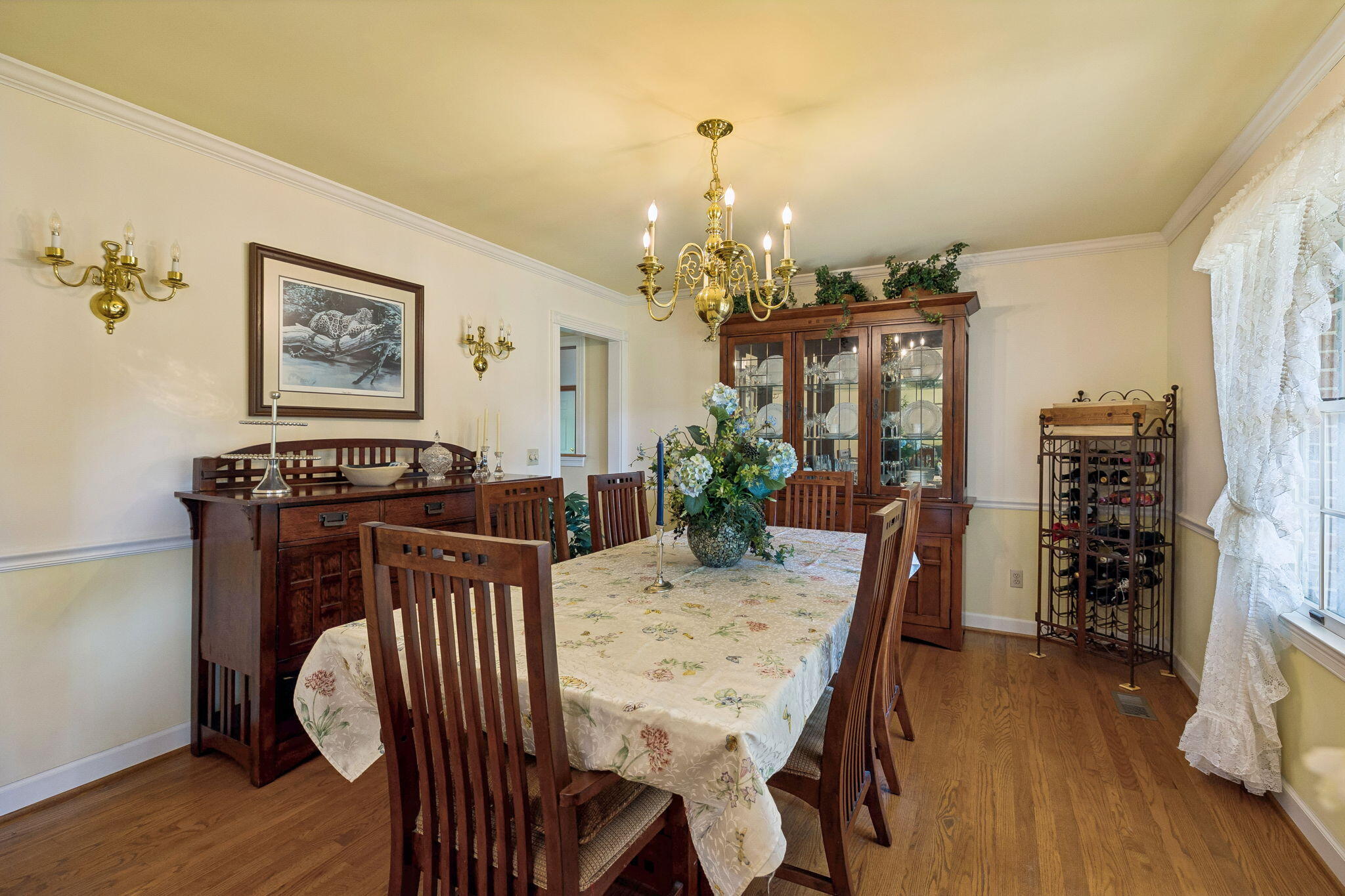 605 Stonebrook Drive