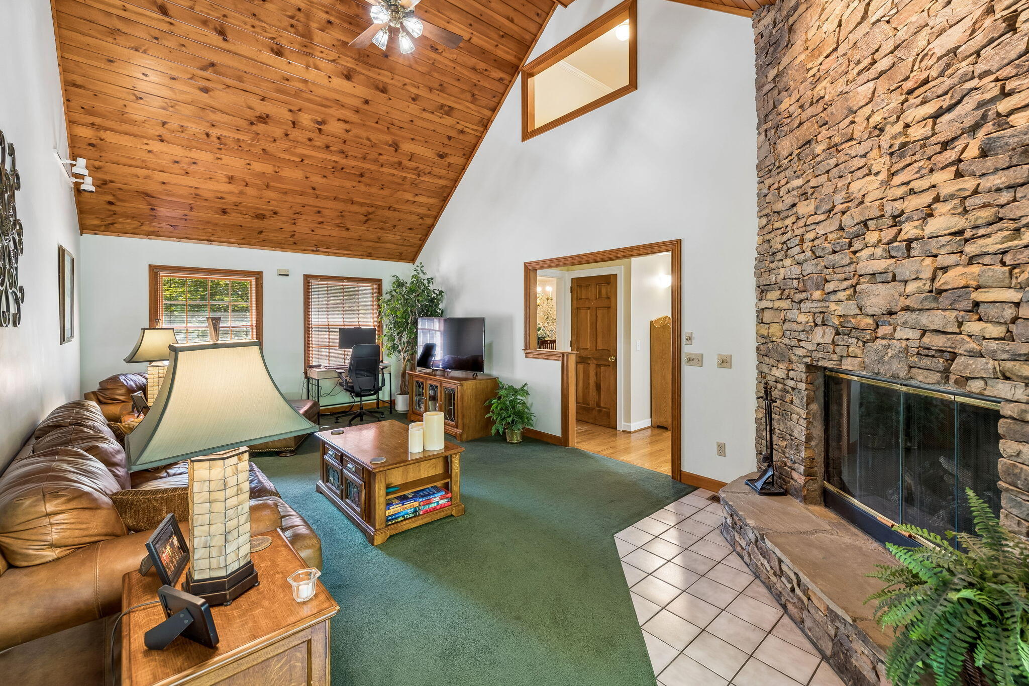 605 Stonebrook Drive