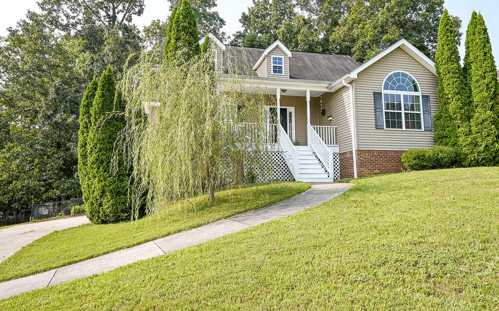 7280 Salmon Lane