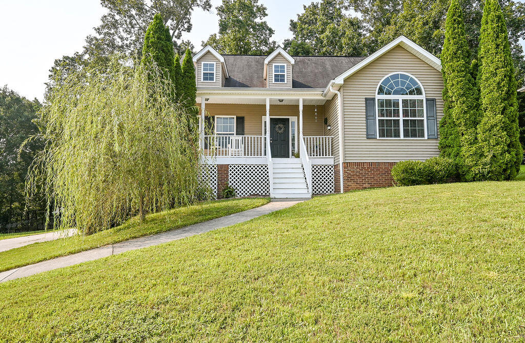 7280 Salmon Lane