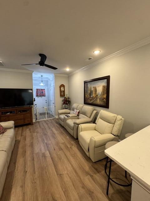 392 NE Bellingham Drive, 5c