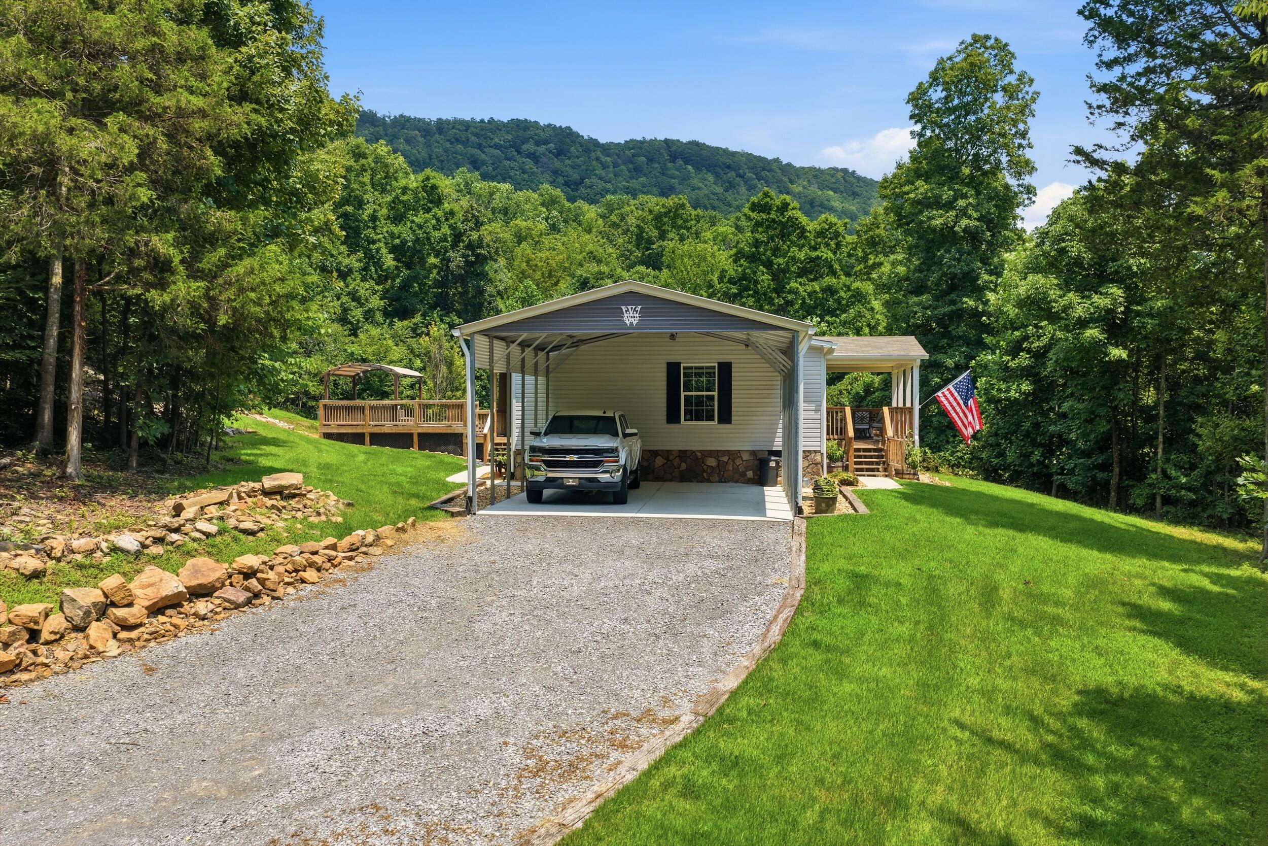 1800 S Pittsburg Mountain Road