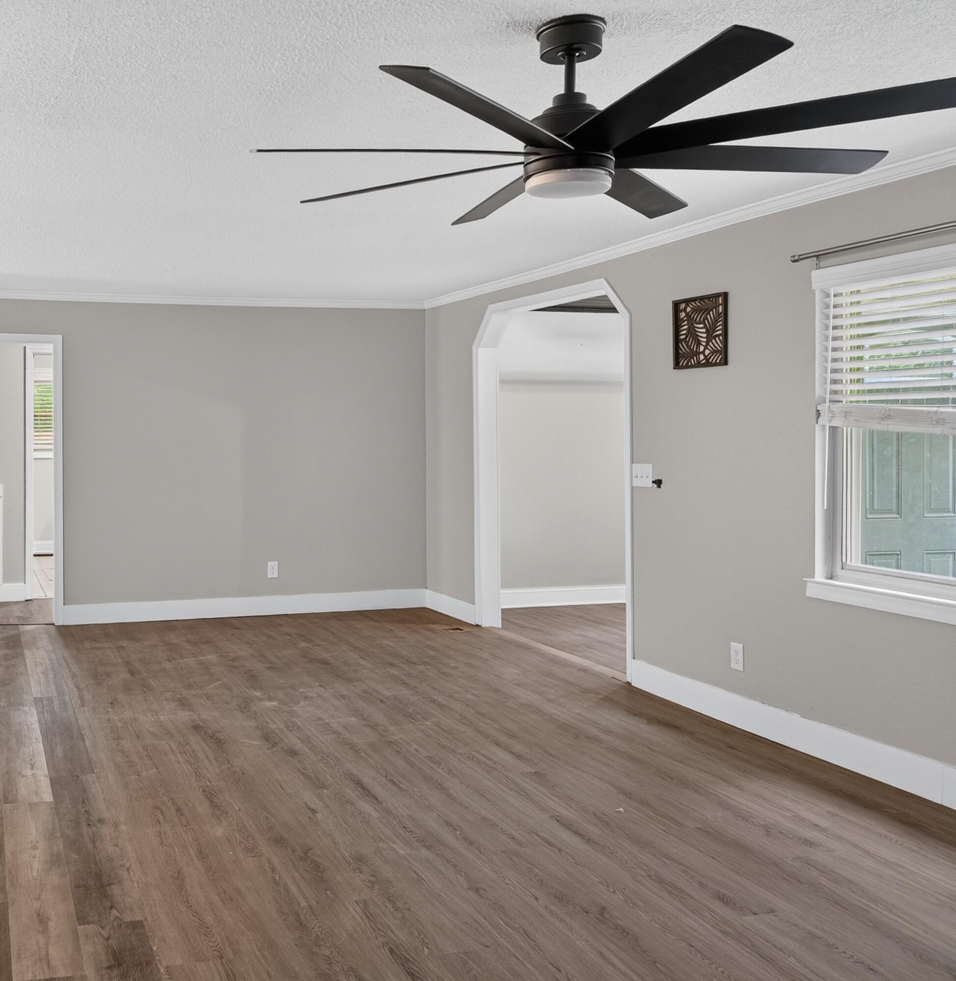 89 Alexander Way