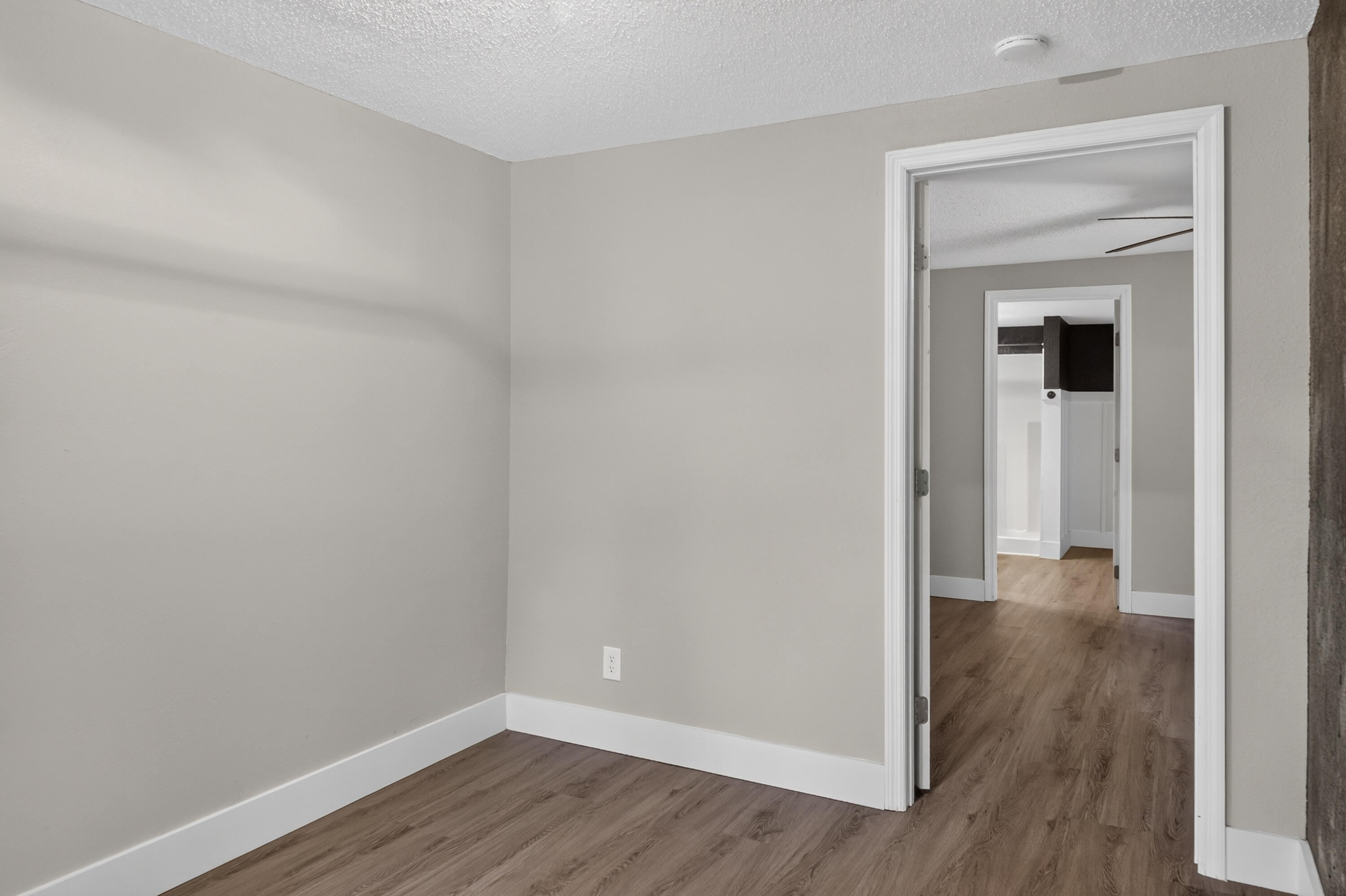 89 Alexander Way