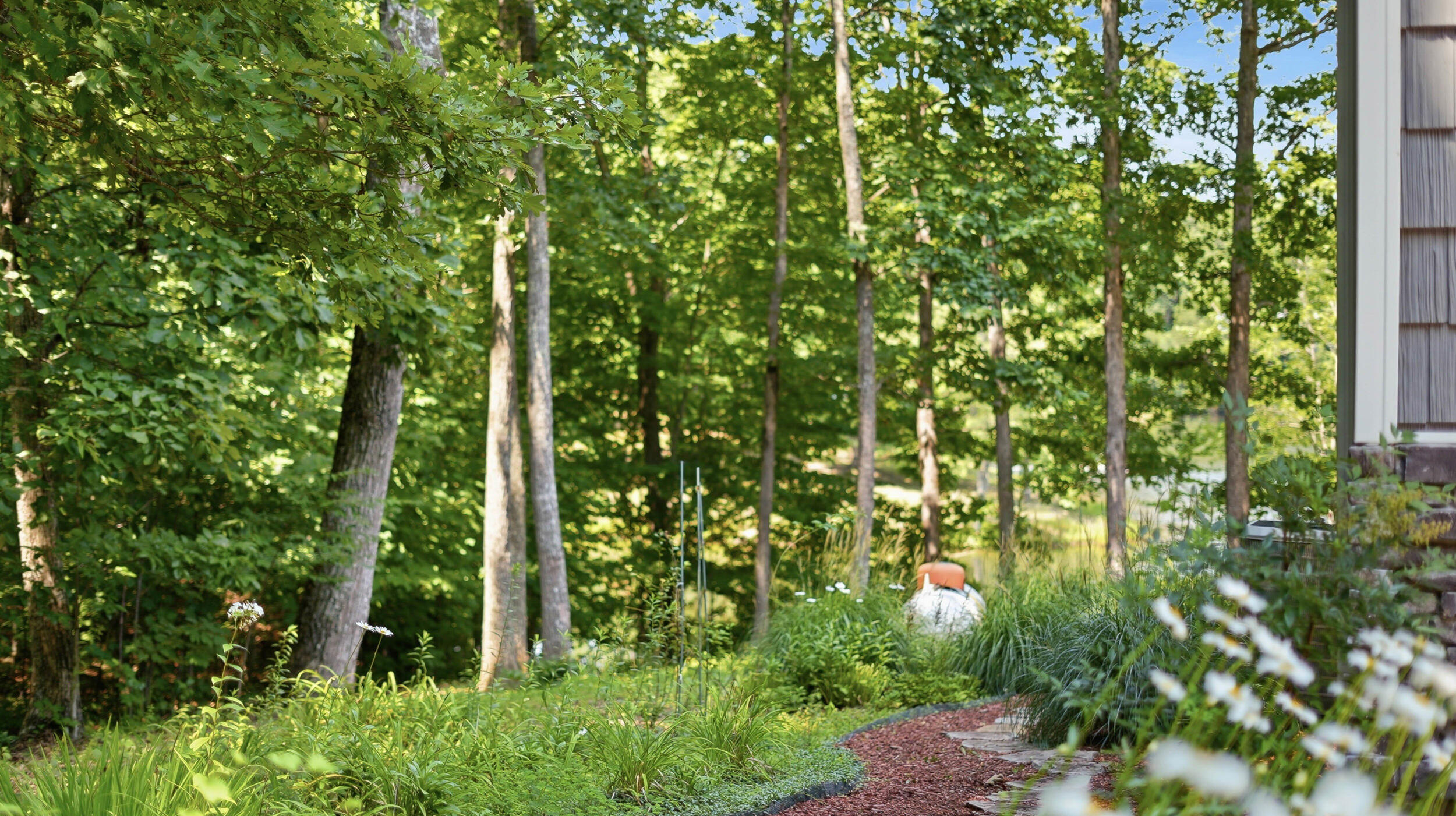 33 Eagle Nest Road