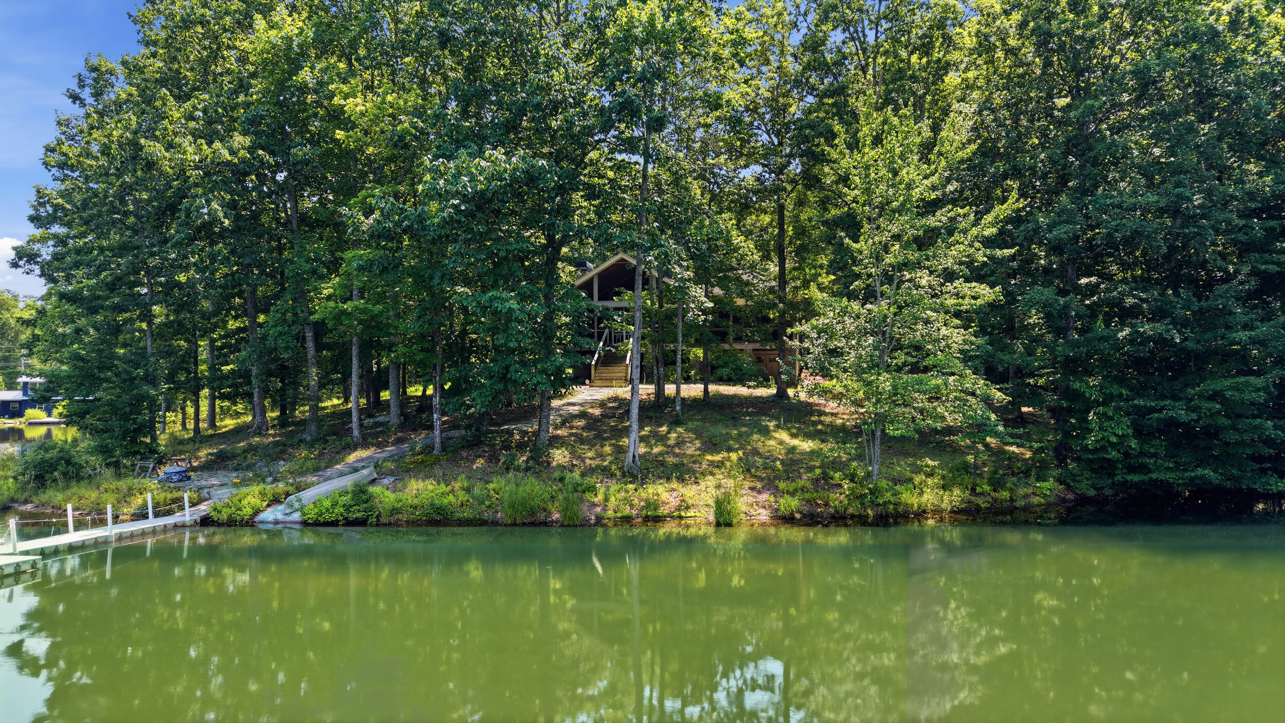 33 Eagle Nest Road