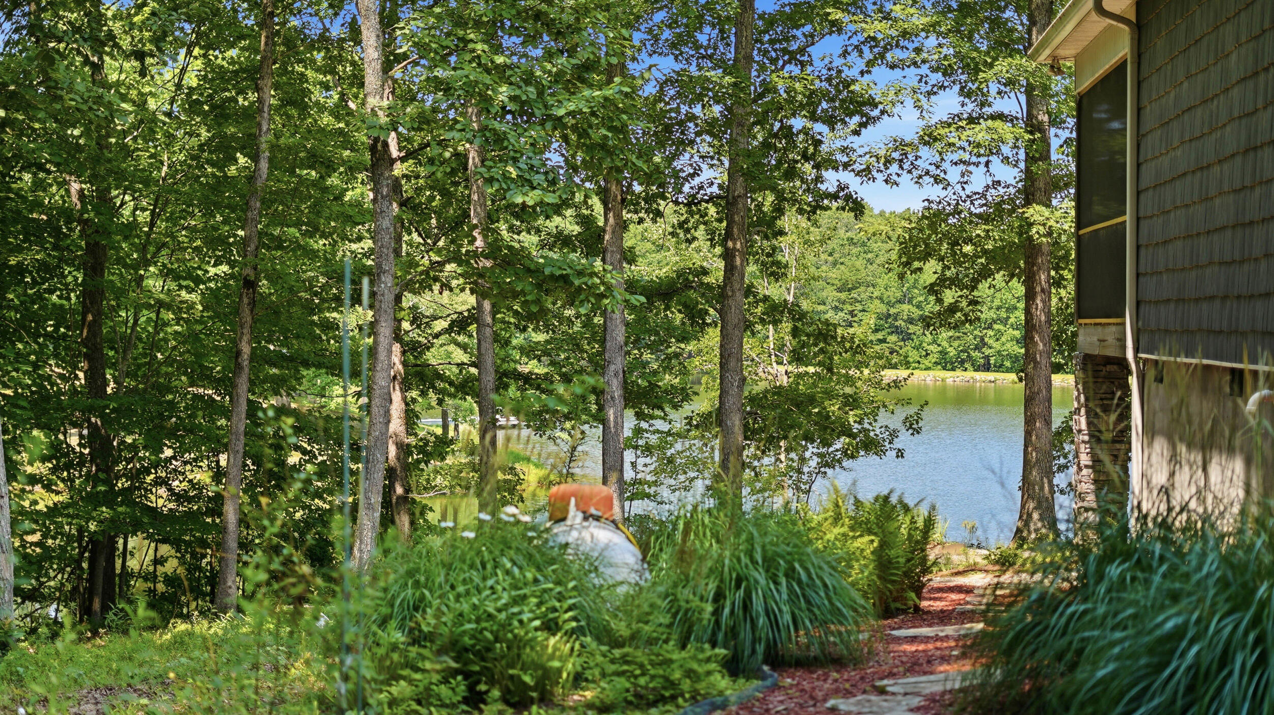 33 Eagle Nest Road