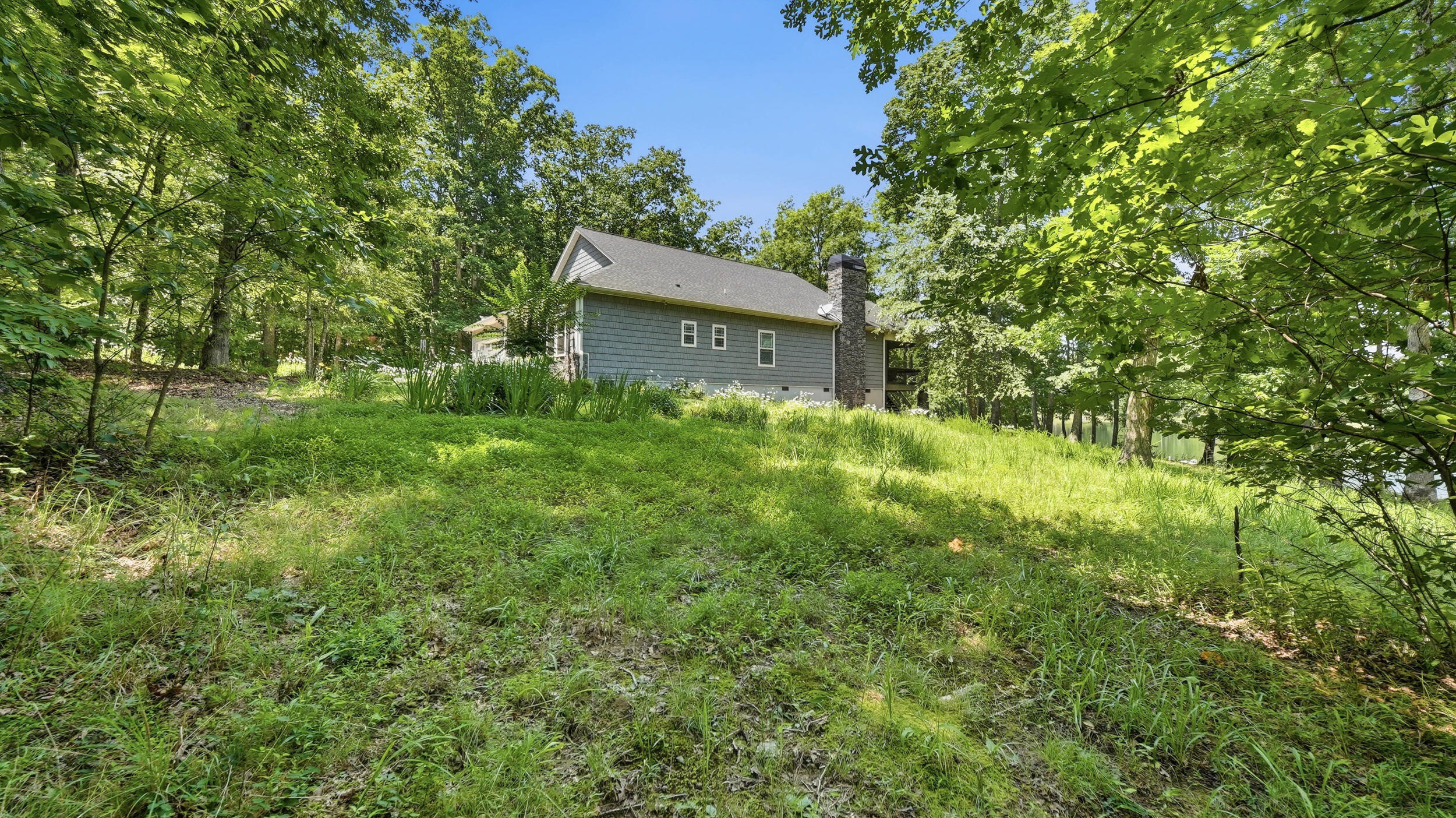 33 Eagle Nest Road