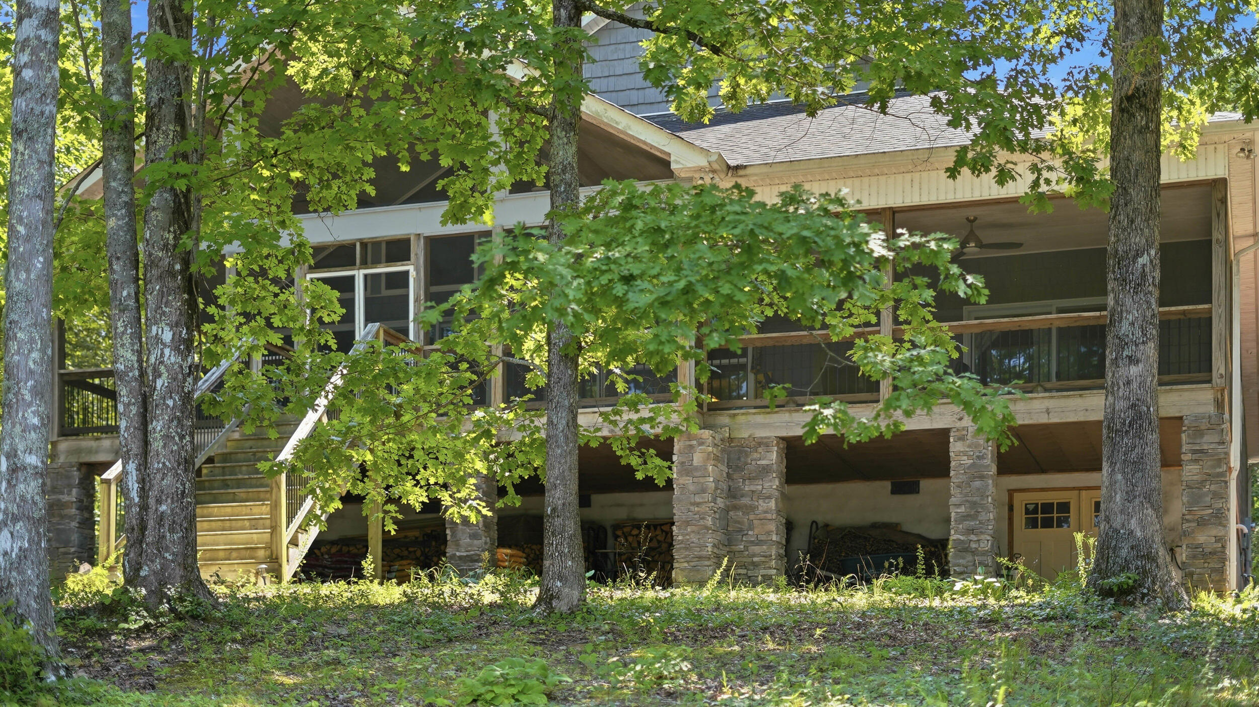 33 Eagle Nest Road