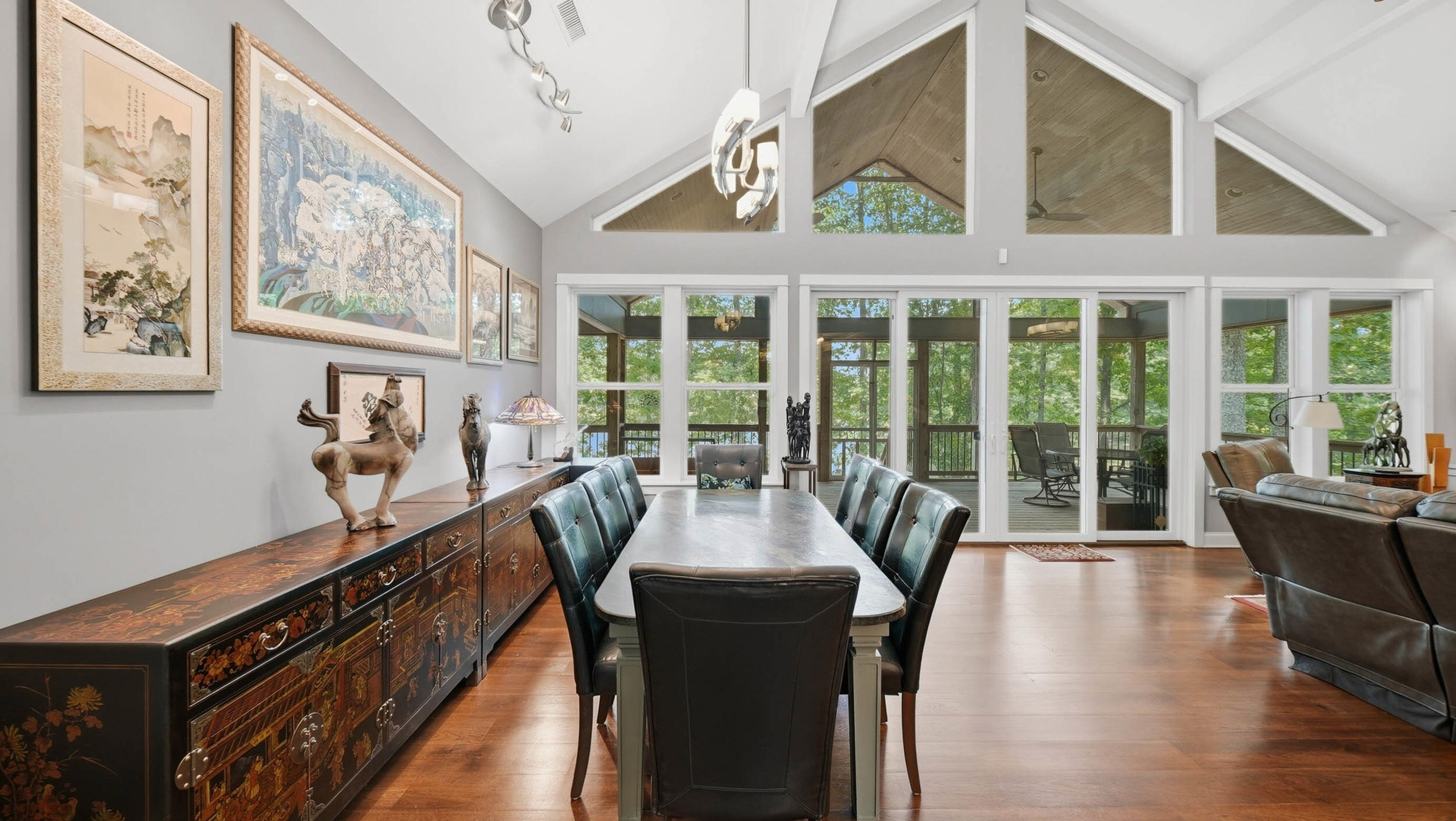 33 Eagle Nest Road