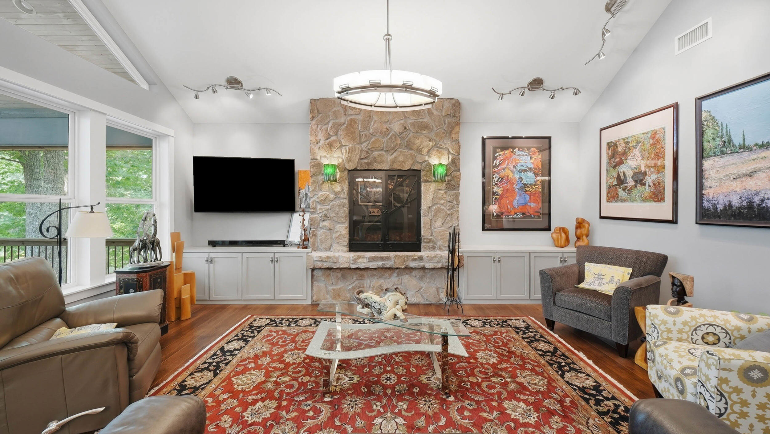 33 Eagle Nest Road