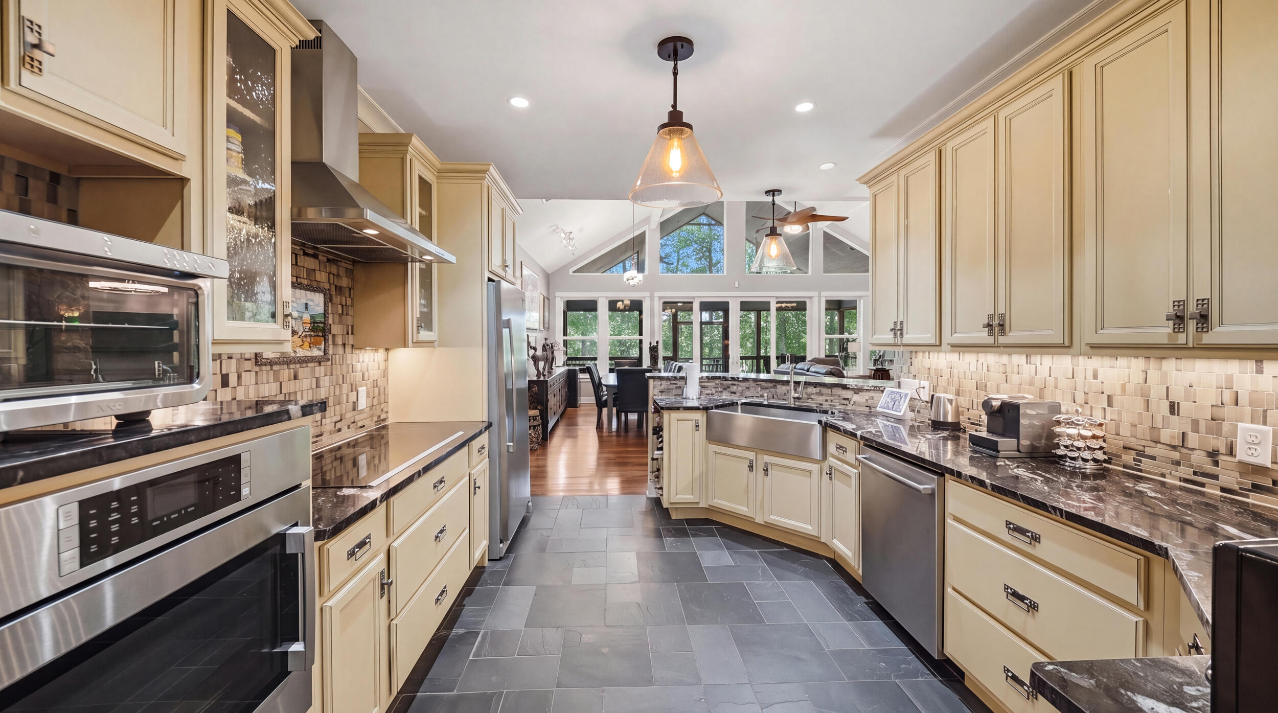 33 Eagle Nest Road