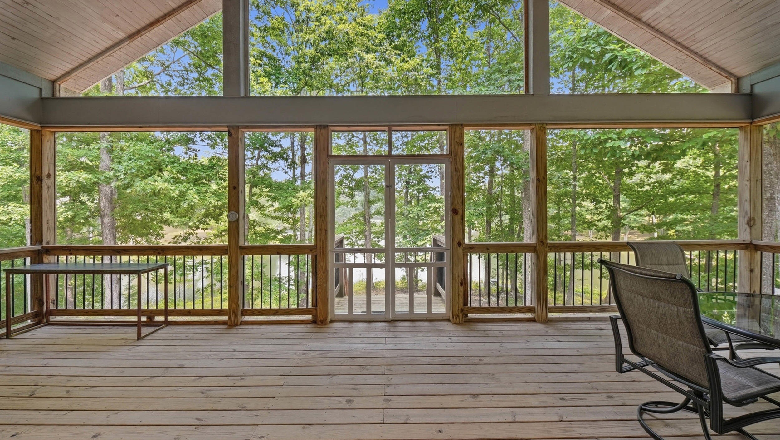 33 Eagle Nest Road