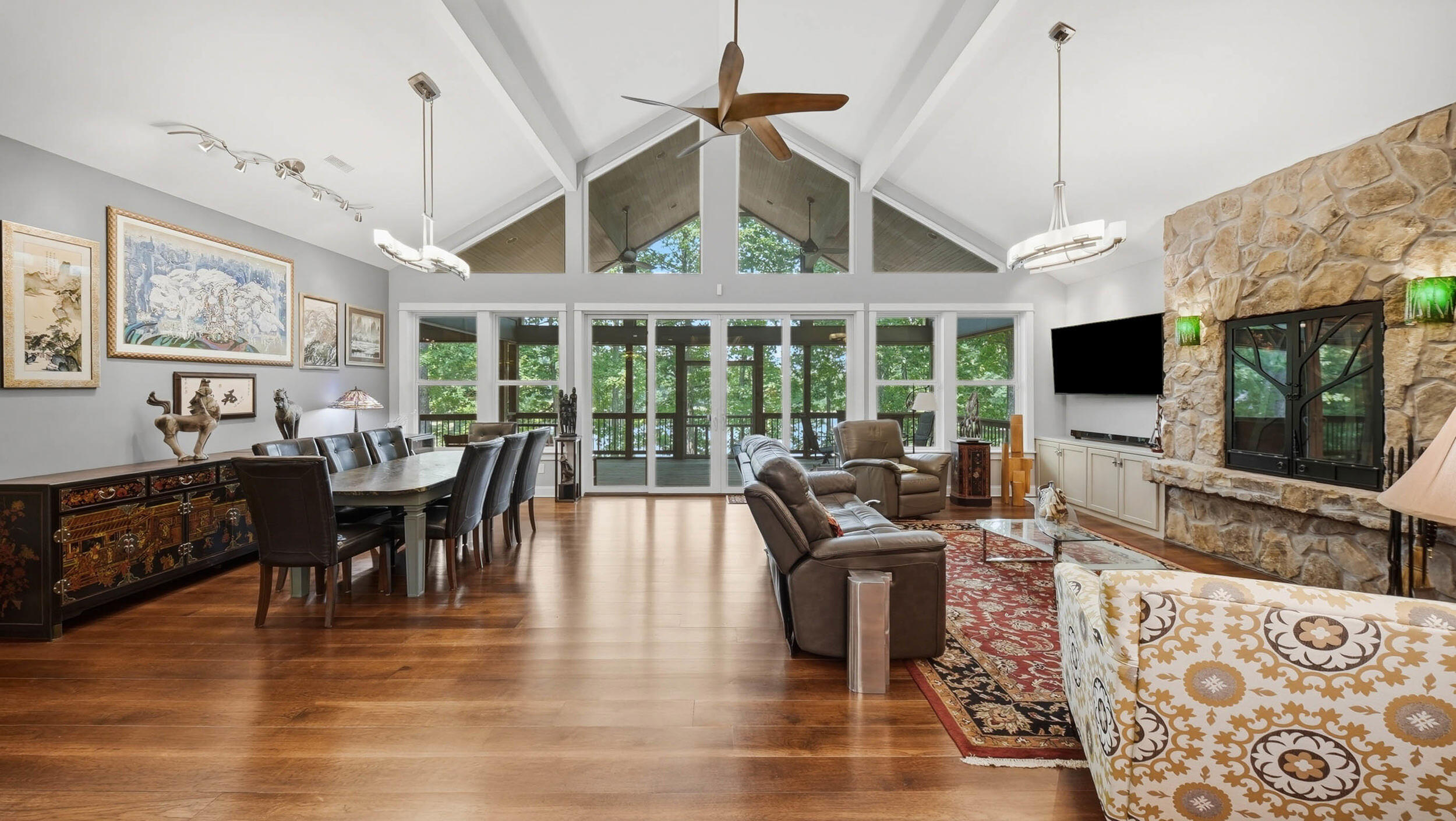 33 Eagle Nest Road