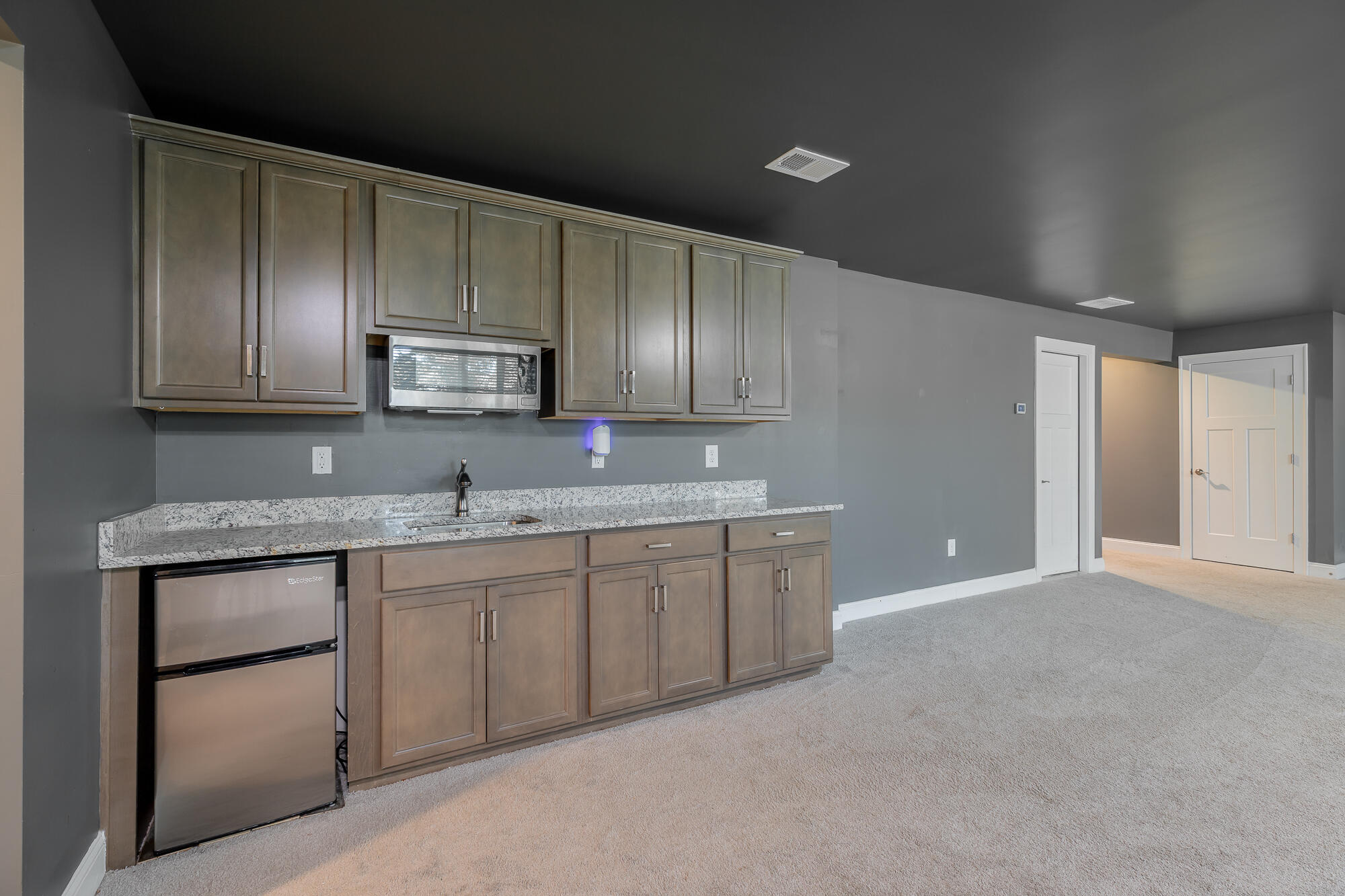 9906 Haven Port Lane