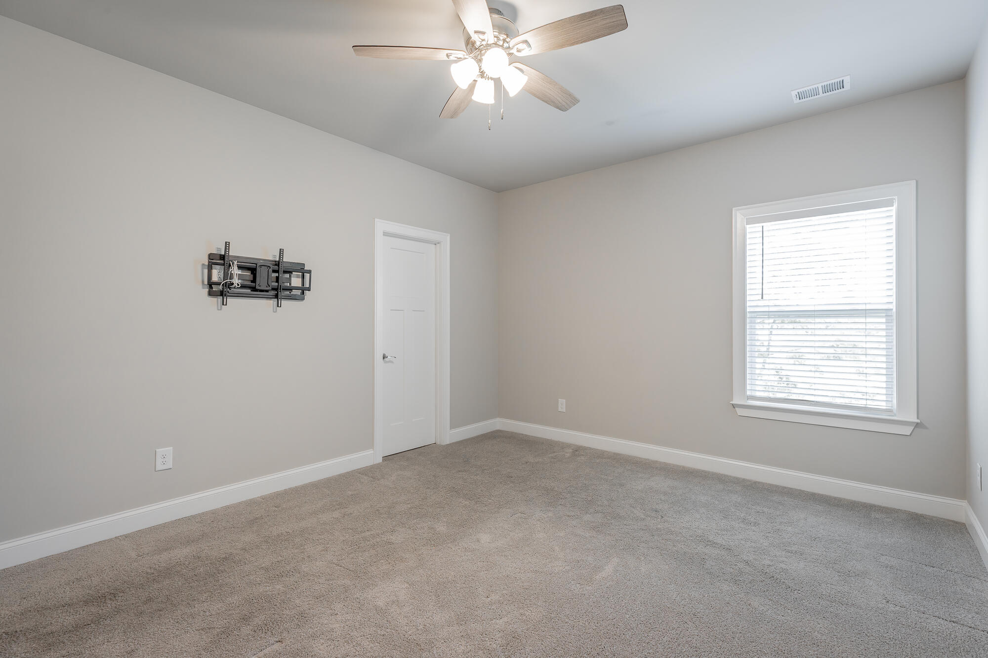 9906 Haven Port Lane