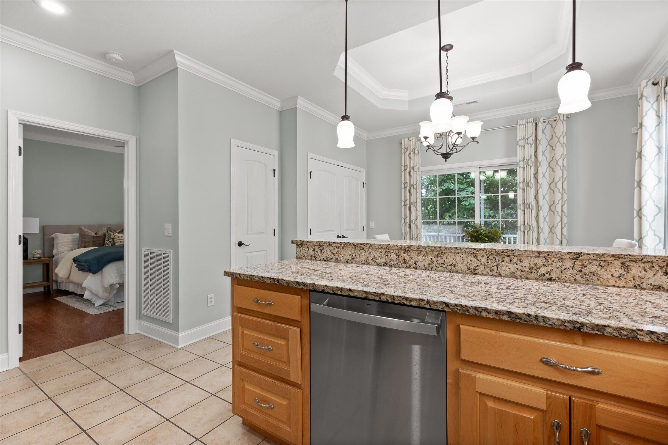 7648 Magnolia Leaf Lane