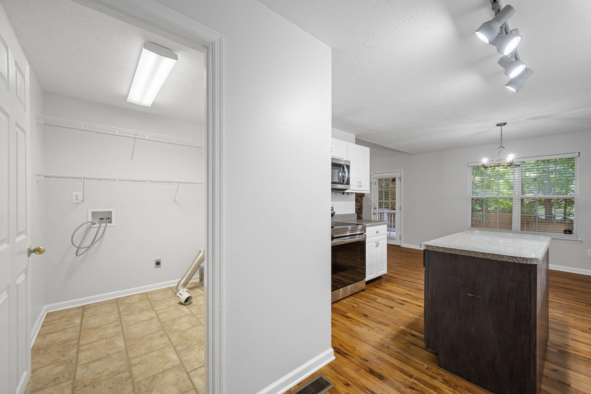 109 Oak Ridge Drive, LaFayette