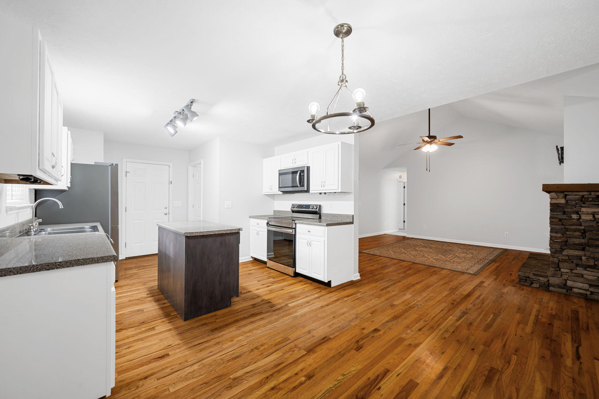 109 Oak Ridge Drive, LaFayette