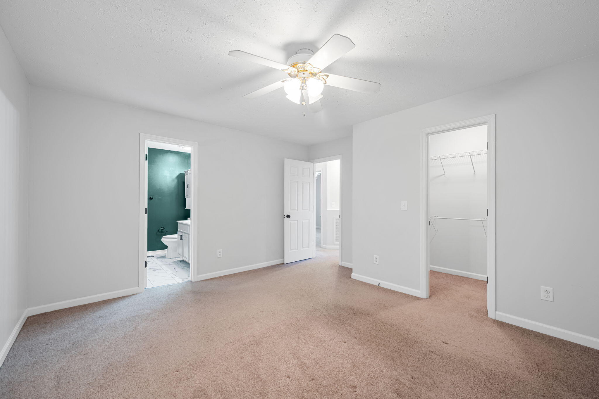 109 Oak Ridge Drive, LaFayette